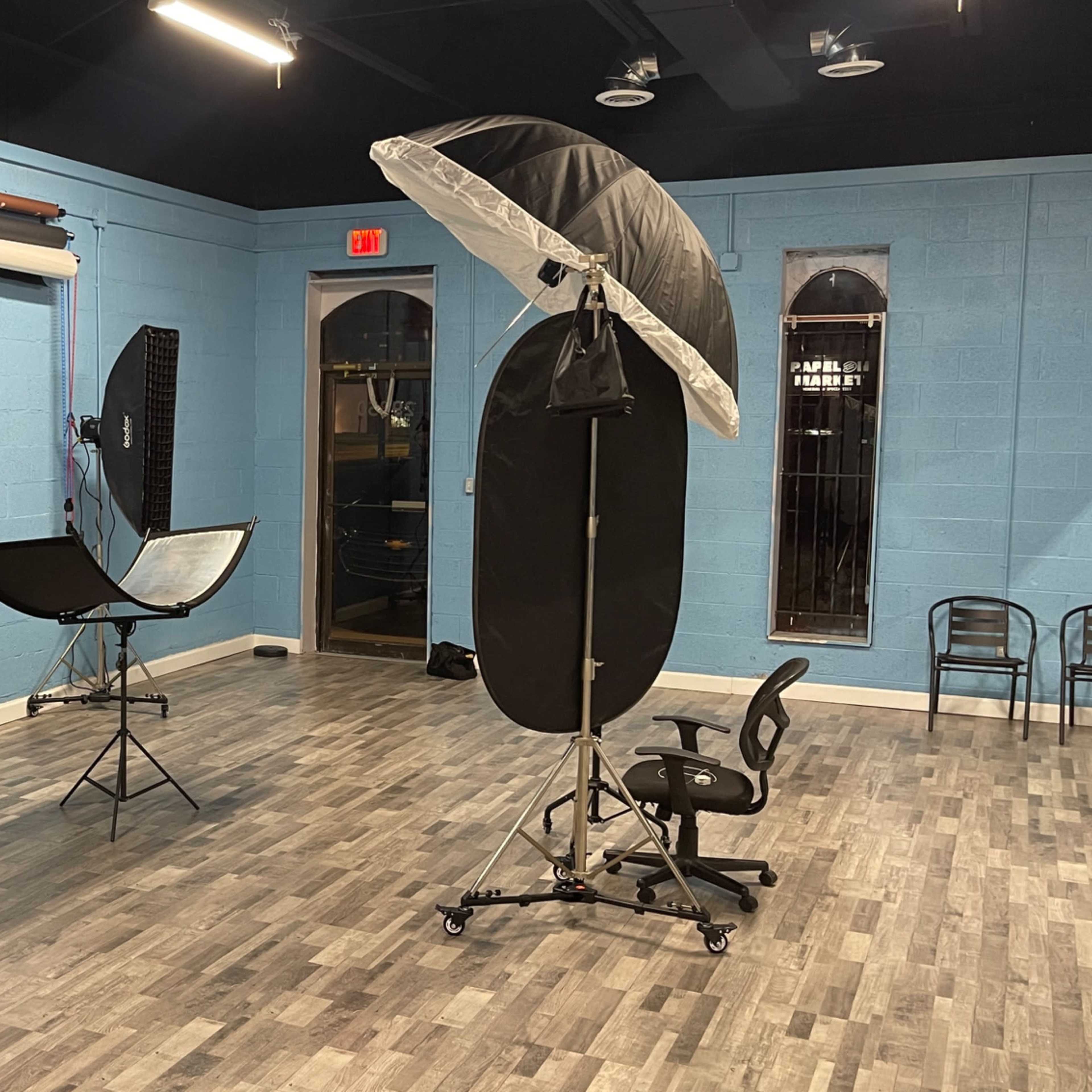 Open Space Photography Studio Image in St. Clair Shores, St. Clair Shores, MI