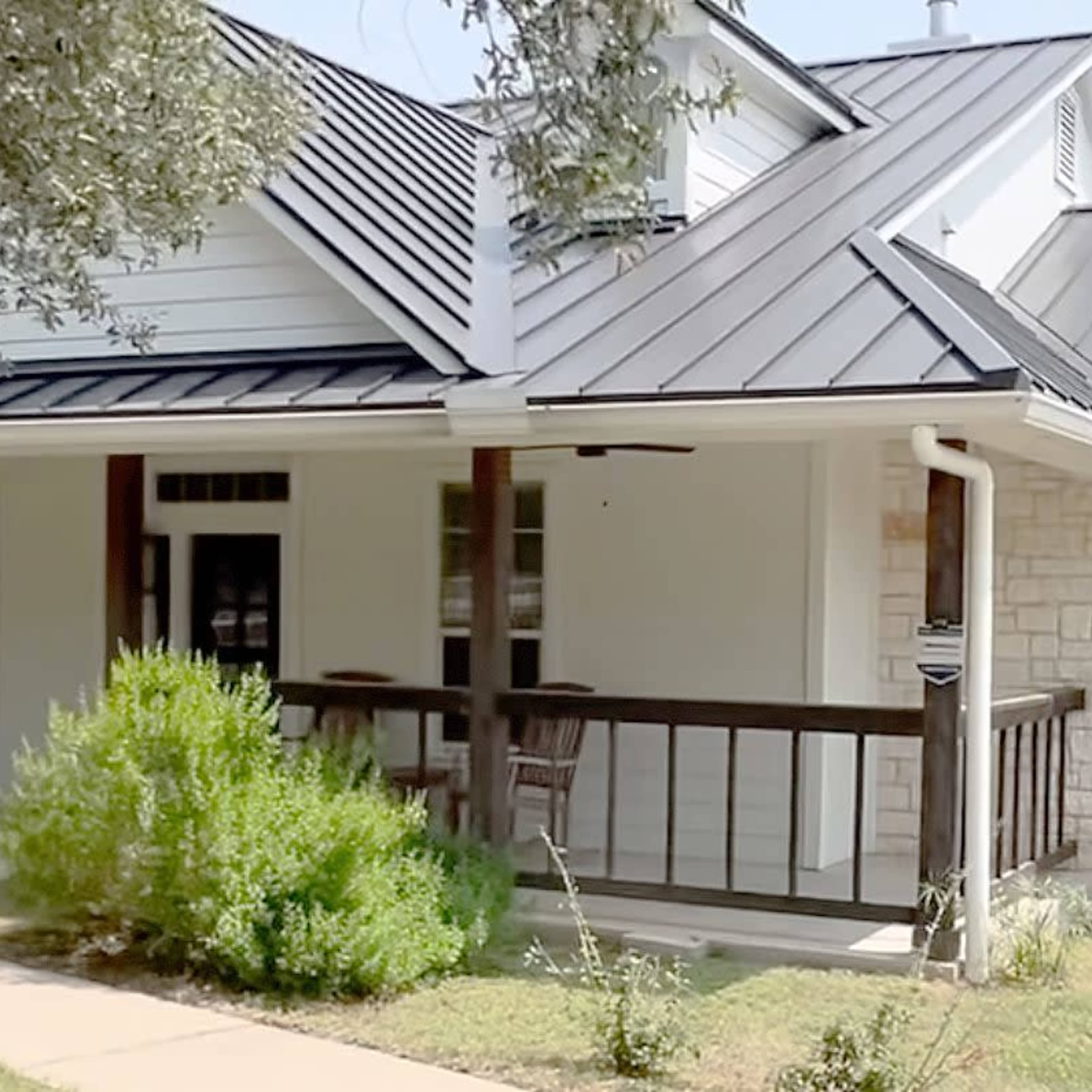 Coworking, Garden Center w/ Oak Trees, Patio, Porch with Backyard Garden Image in , Austin, TX