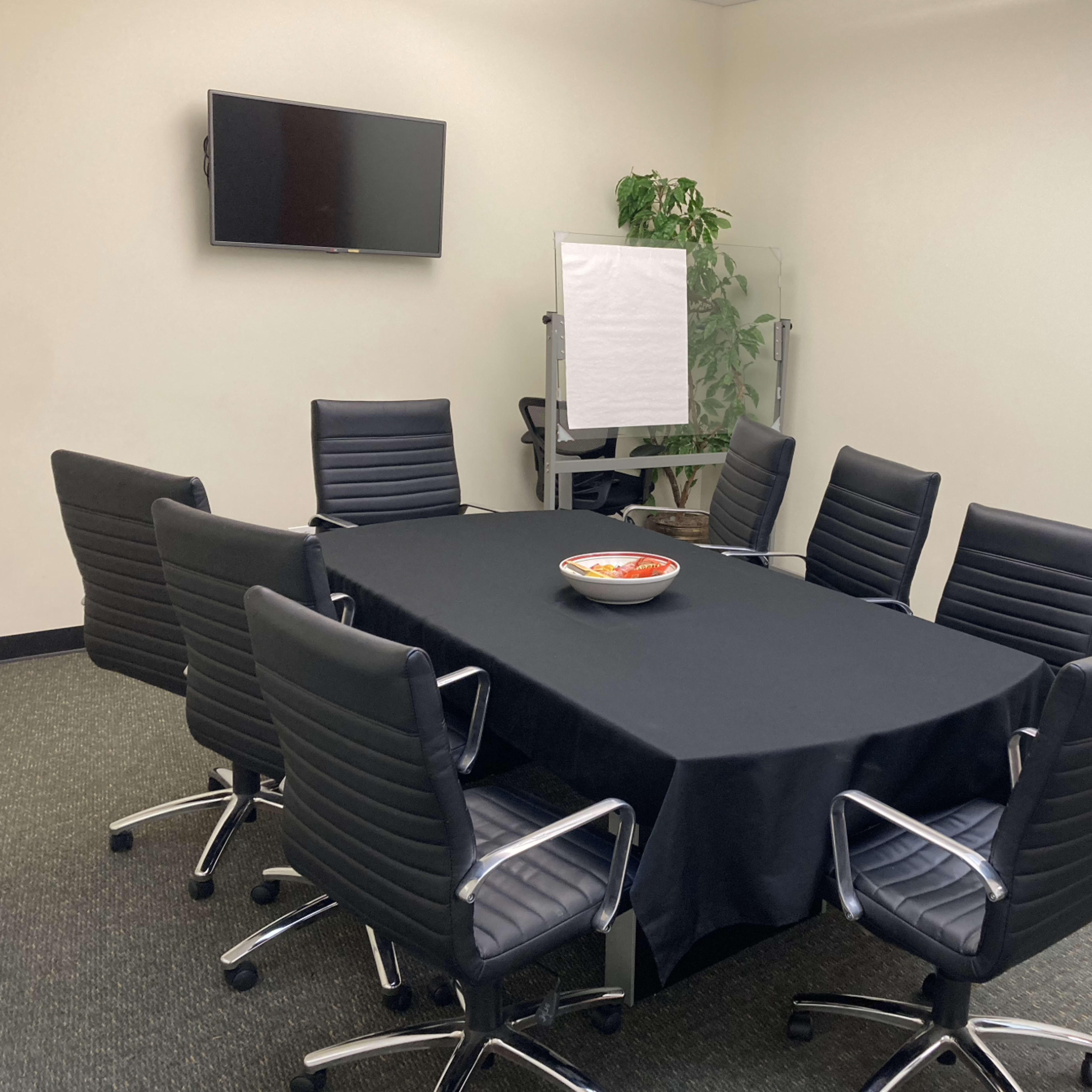 8 - 9 Seat Meeting Room In Naperville Office Building w/ Kitchenette, Private Bathrooms, Free Parking Image in Naperville Park District, Naperville, IL