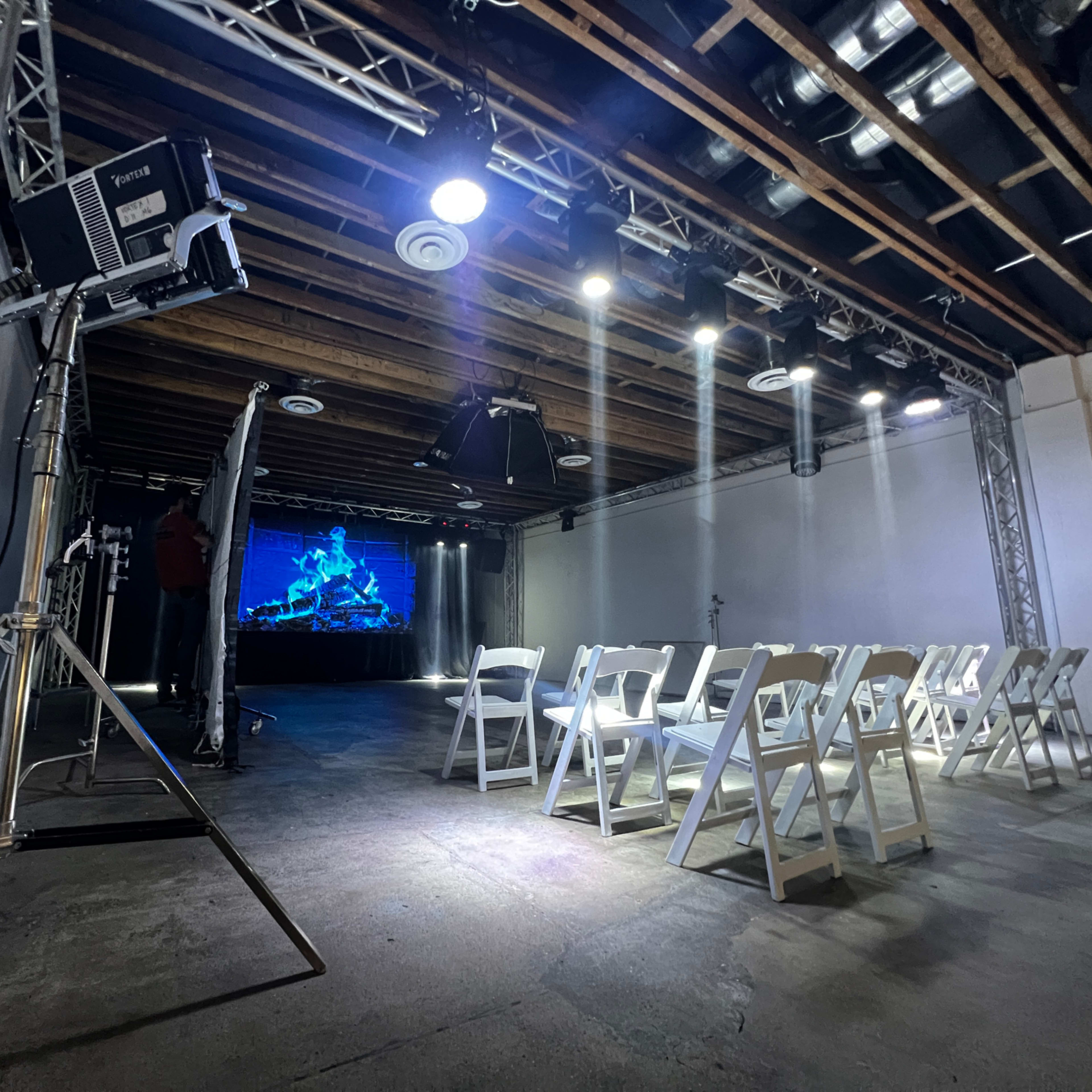 Private Spacious Multi-Functional Open Studio Space Image in Downtown, Fontana, CA