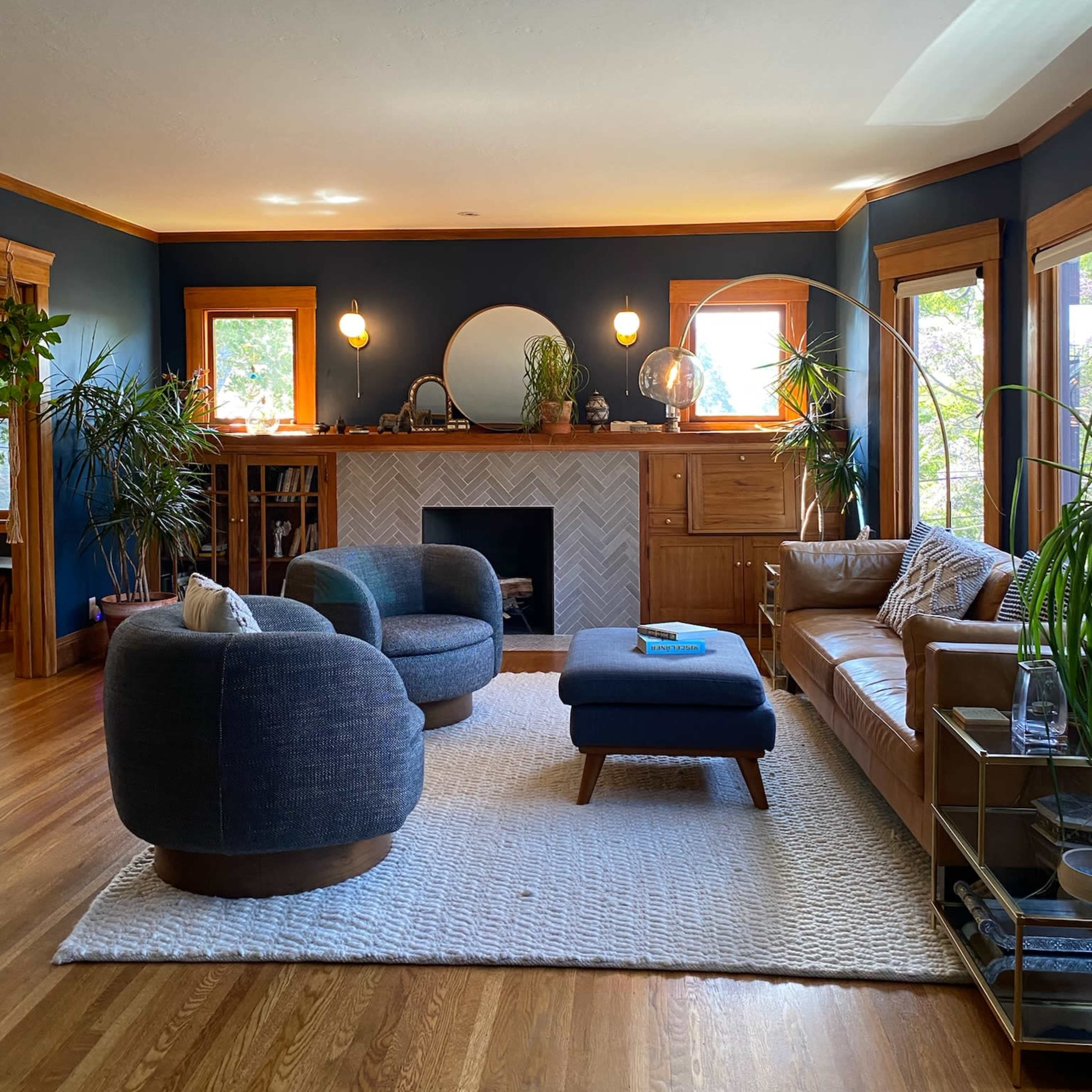 Historic 1920's Craftsman featured in Dwell Magazine with Beautiful Natural Light Image in Lakeshore, Oakland, CA