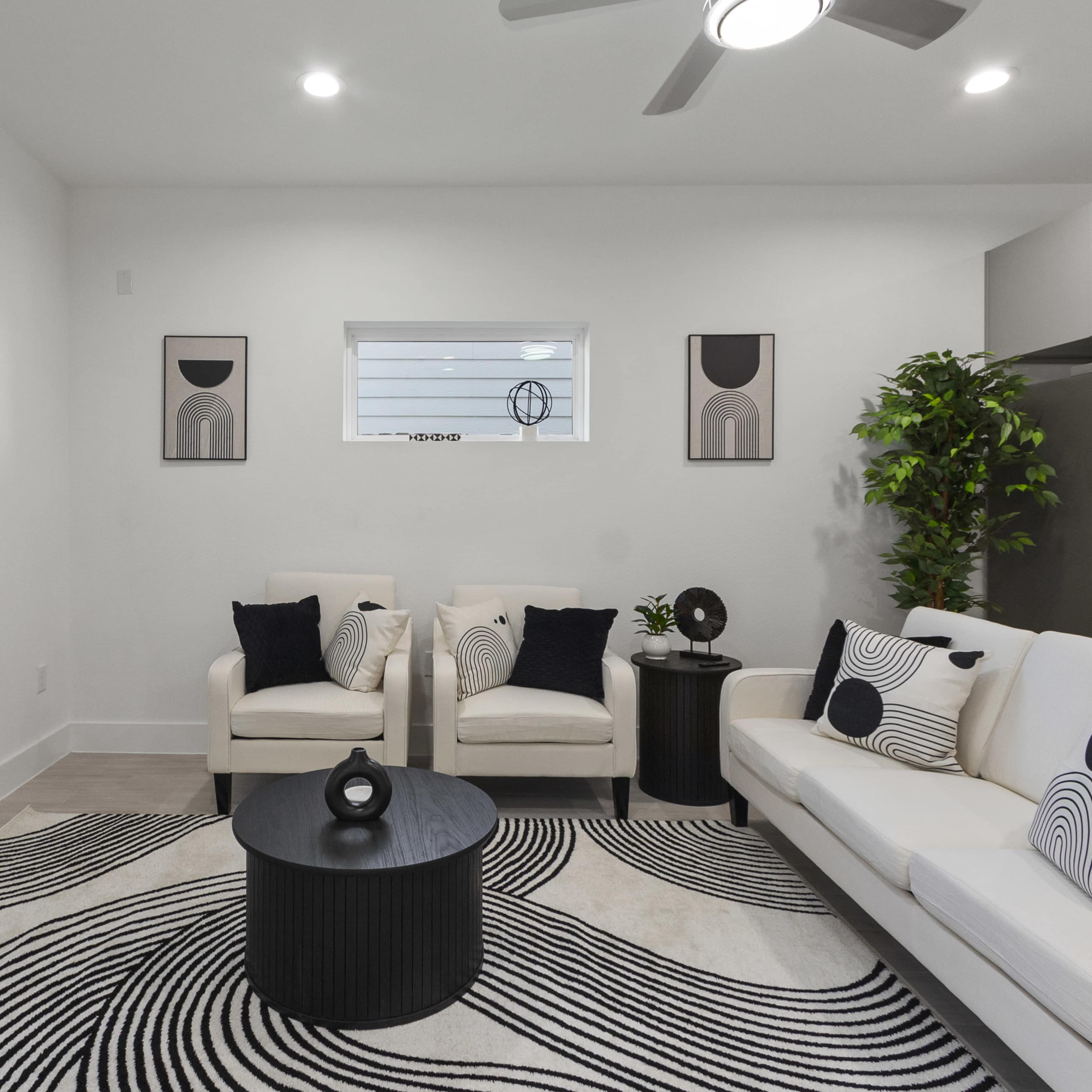 Stylish, Modern Townhome in Houston Image in Northside, Houston, TX