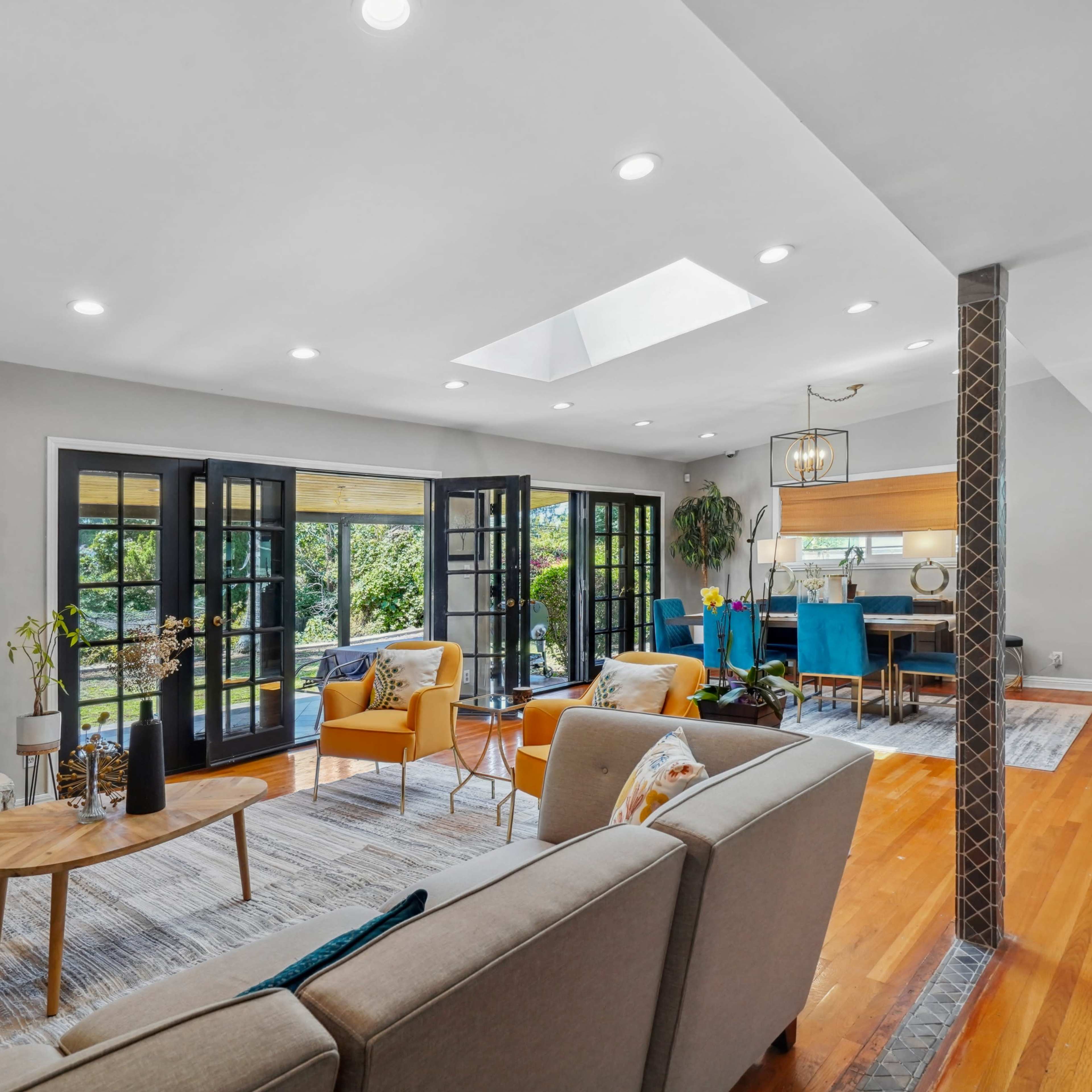 Remodeled Home with Pool & Backyard in Porter Ranch/Northridge Image in Porter Ranch, Los Angeles, CA
