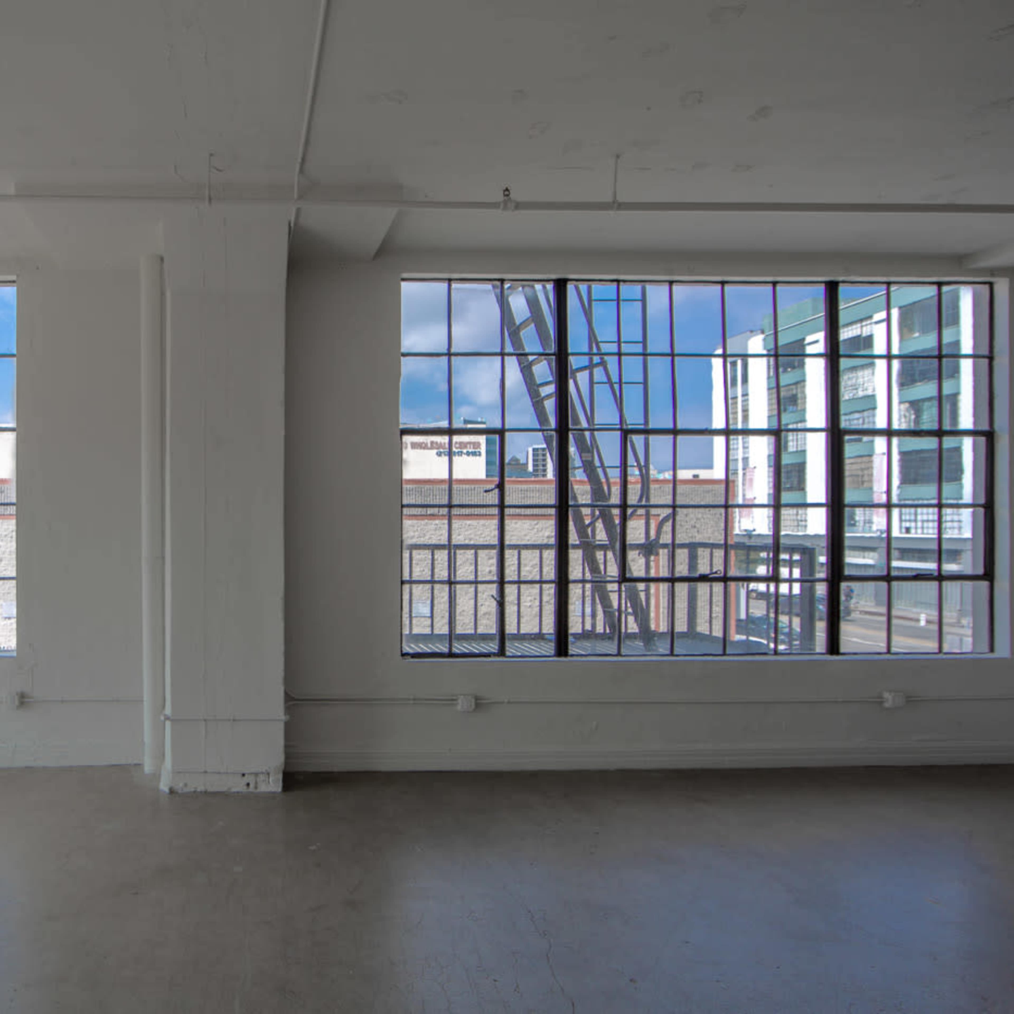 Multipurpose Daylight Creative Studio Image in Downtown Los Angeles, Los Angeles, CA