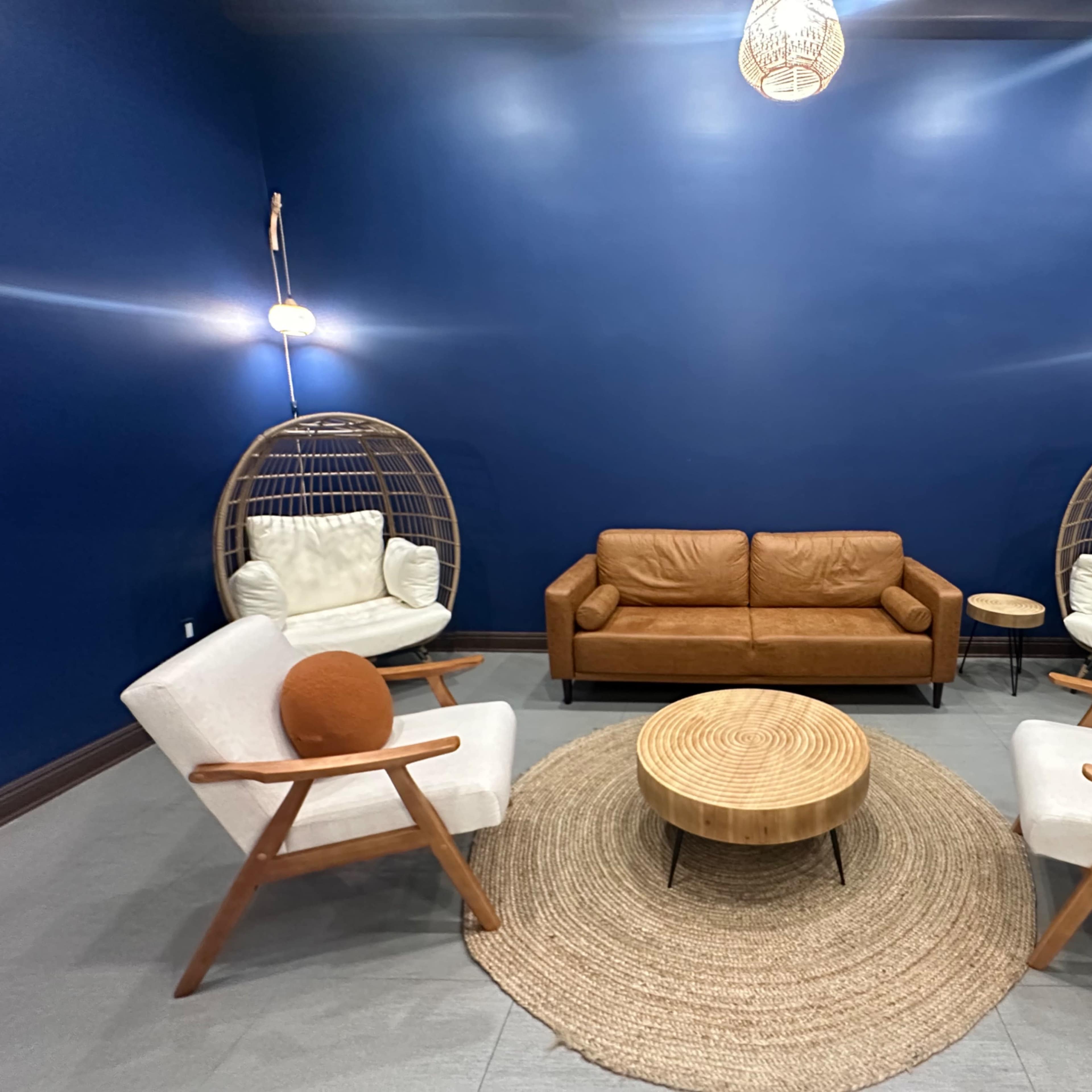 The Lounge Room: A Chic, Spa-Inspired Studio for Relaxed & Polished Content Image in Granada Hills, Los Angeles, CA
