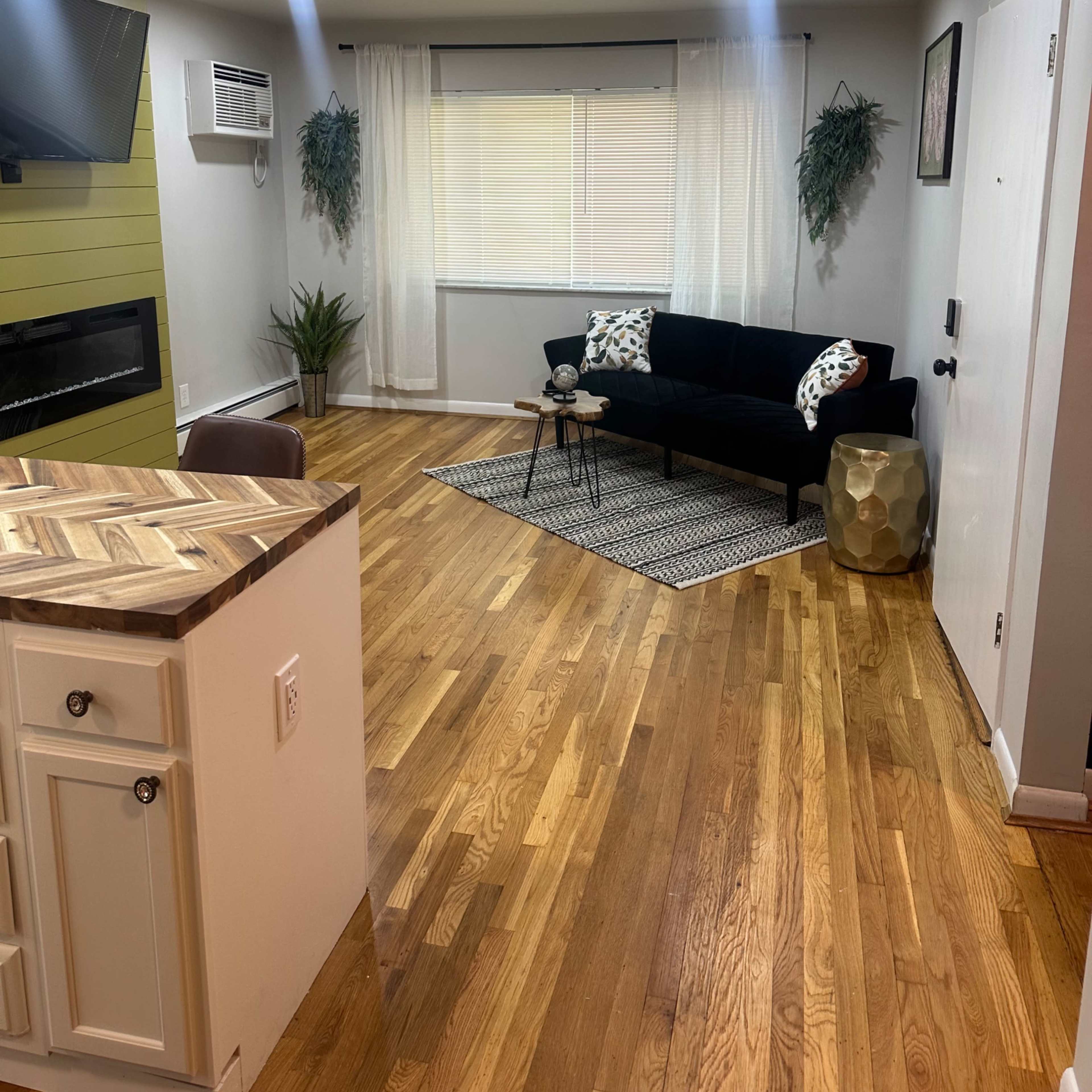 Urban Fireside Oasis Image in Pleasant Ridge, Cincinnati, OH