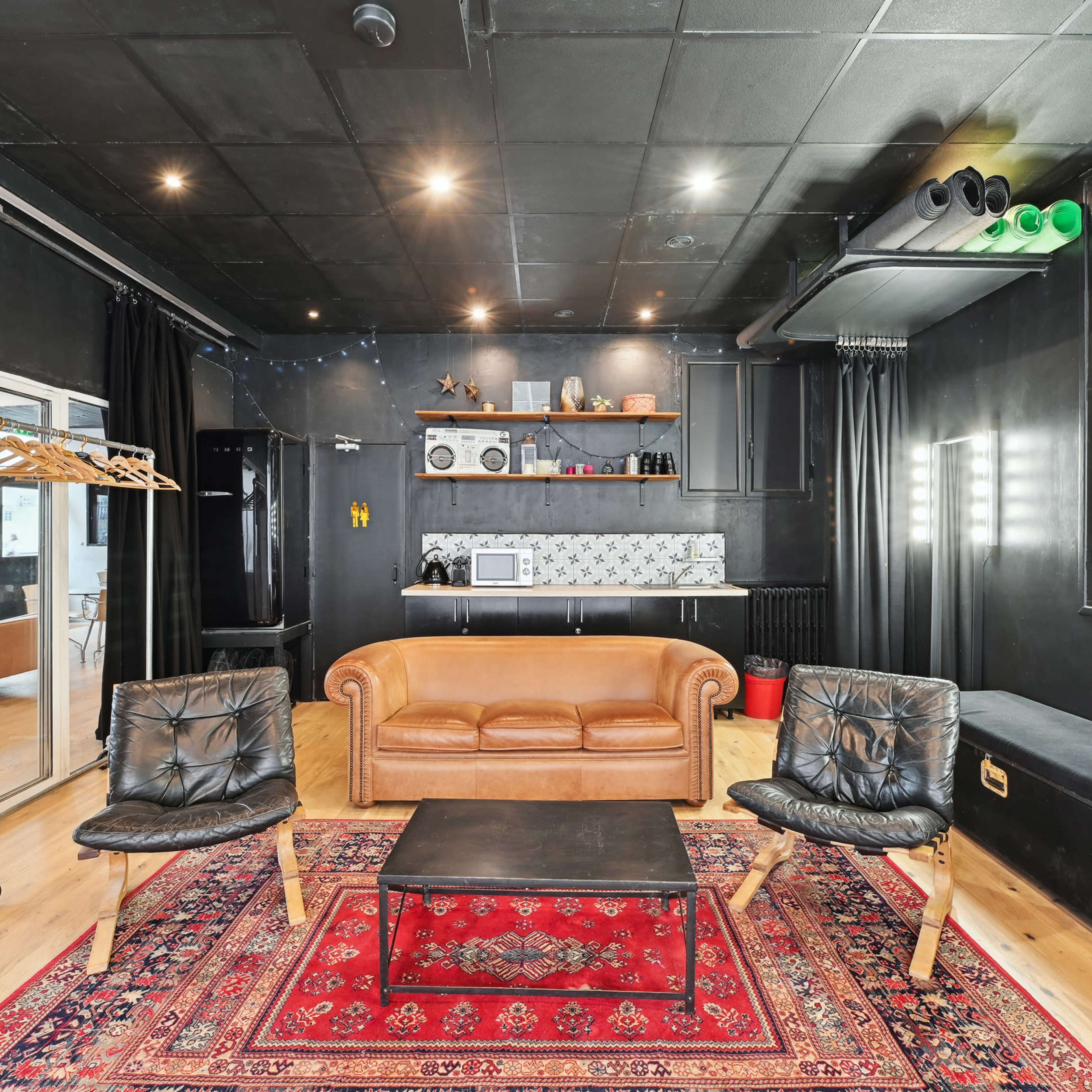 Studio spacieux, industriel, cosy Image dans Ménilmontant, Paris, Île-de-France