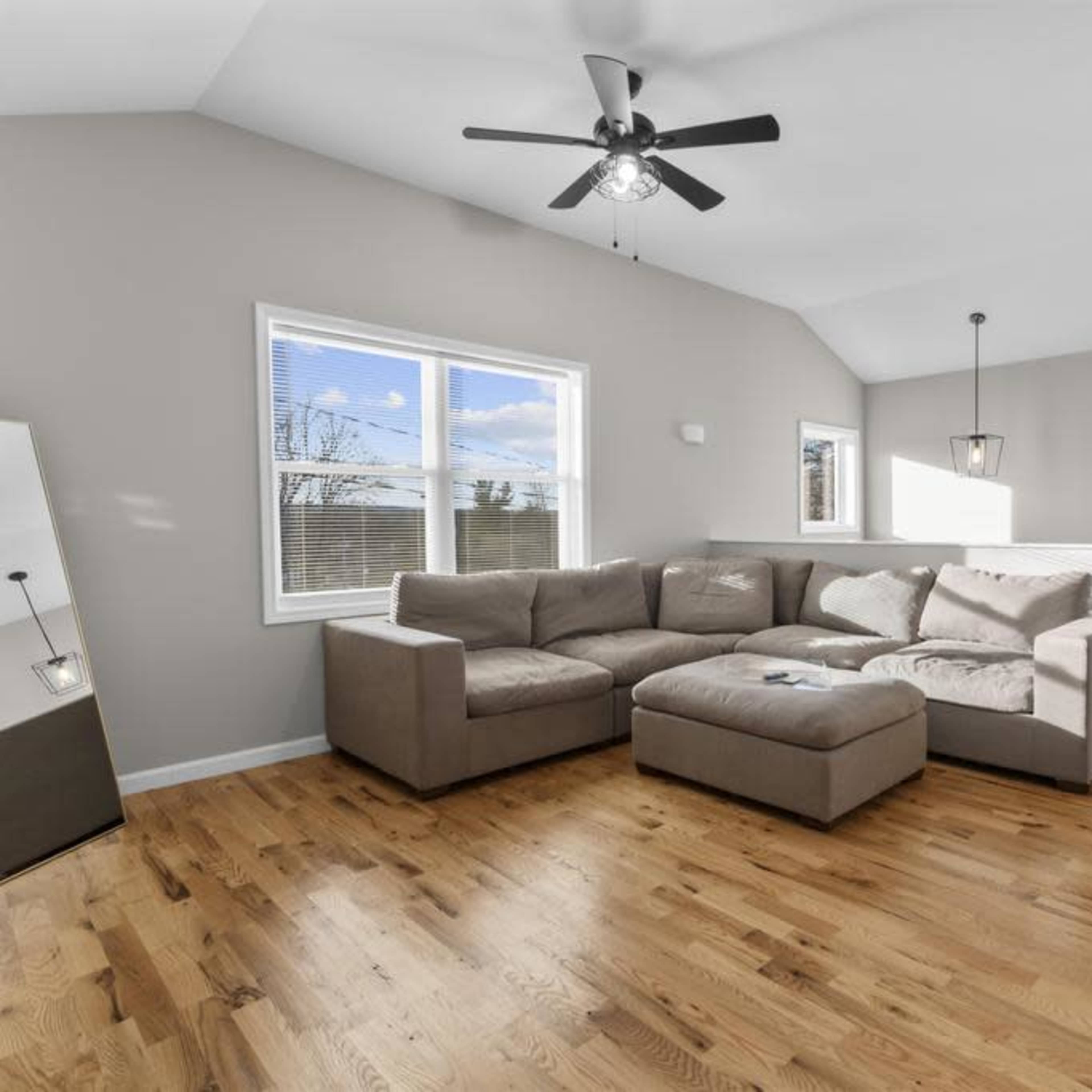Modern 3-Bedroom Luxury Retreat Image in Middletown, Middletown, CT