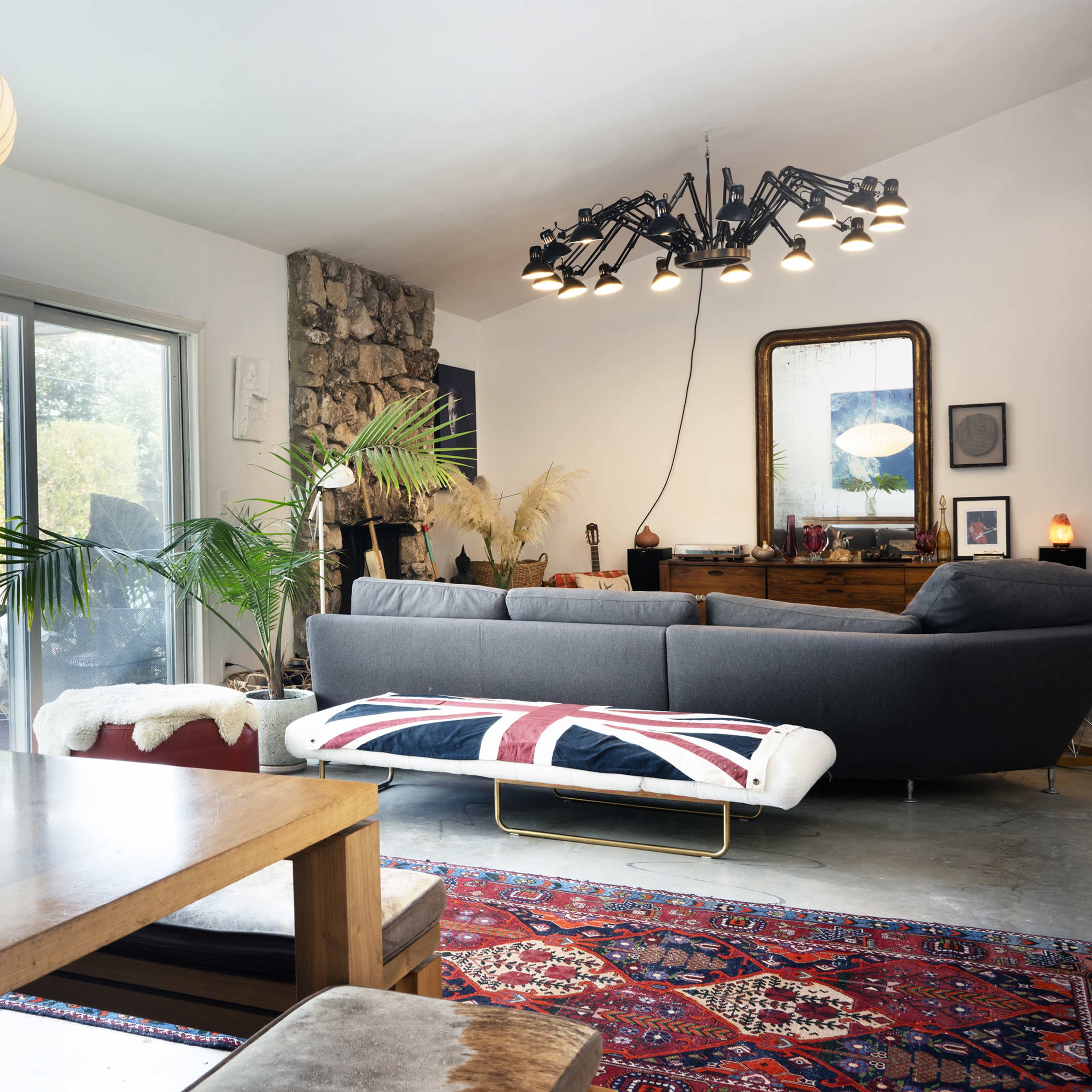60's Bungalow in a Charming Woodland Hills area Image in Woodland Hills, Los Angeles, CA
