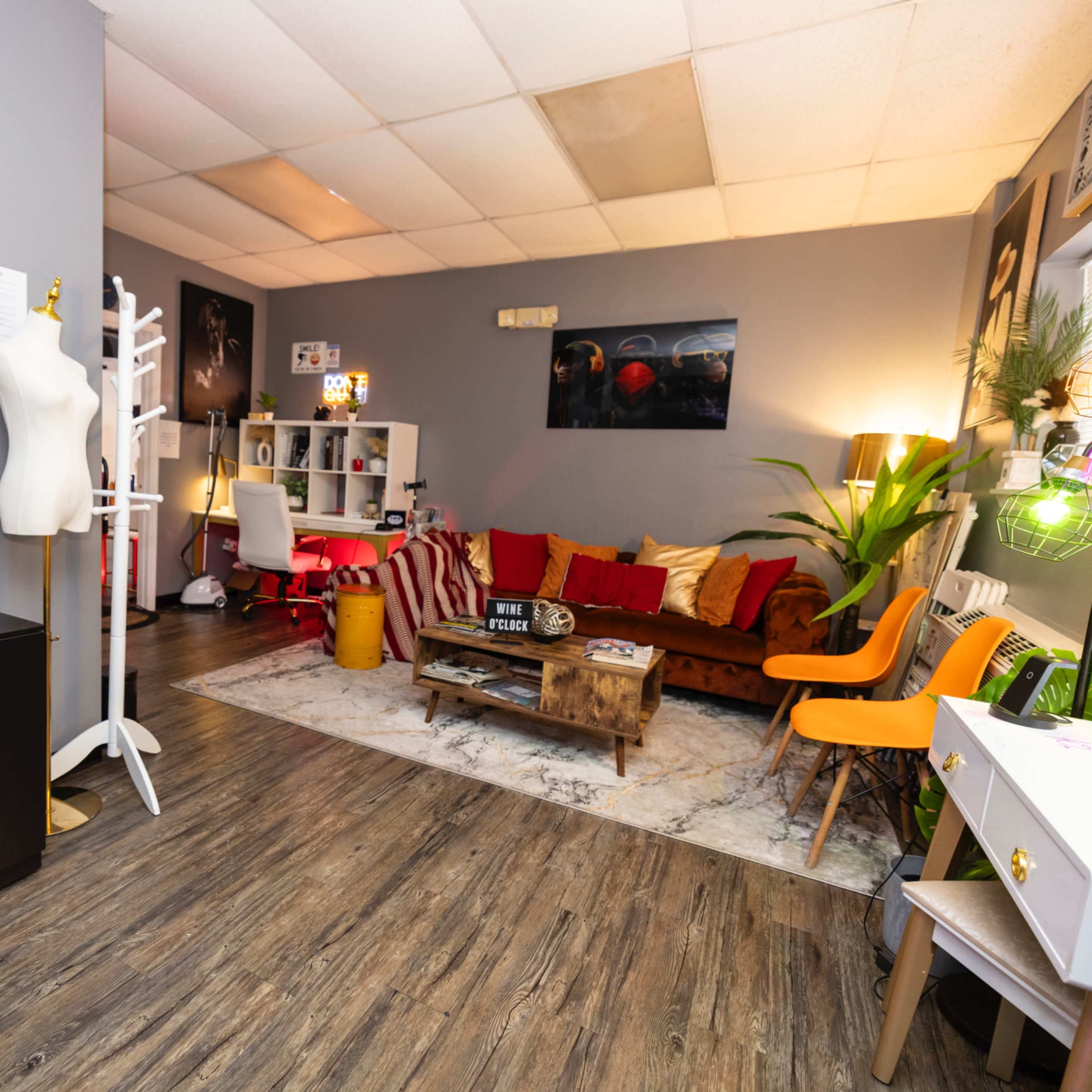 Photography Studio with full privacy Image in , Apopka, FL