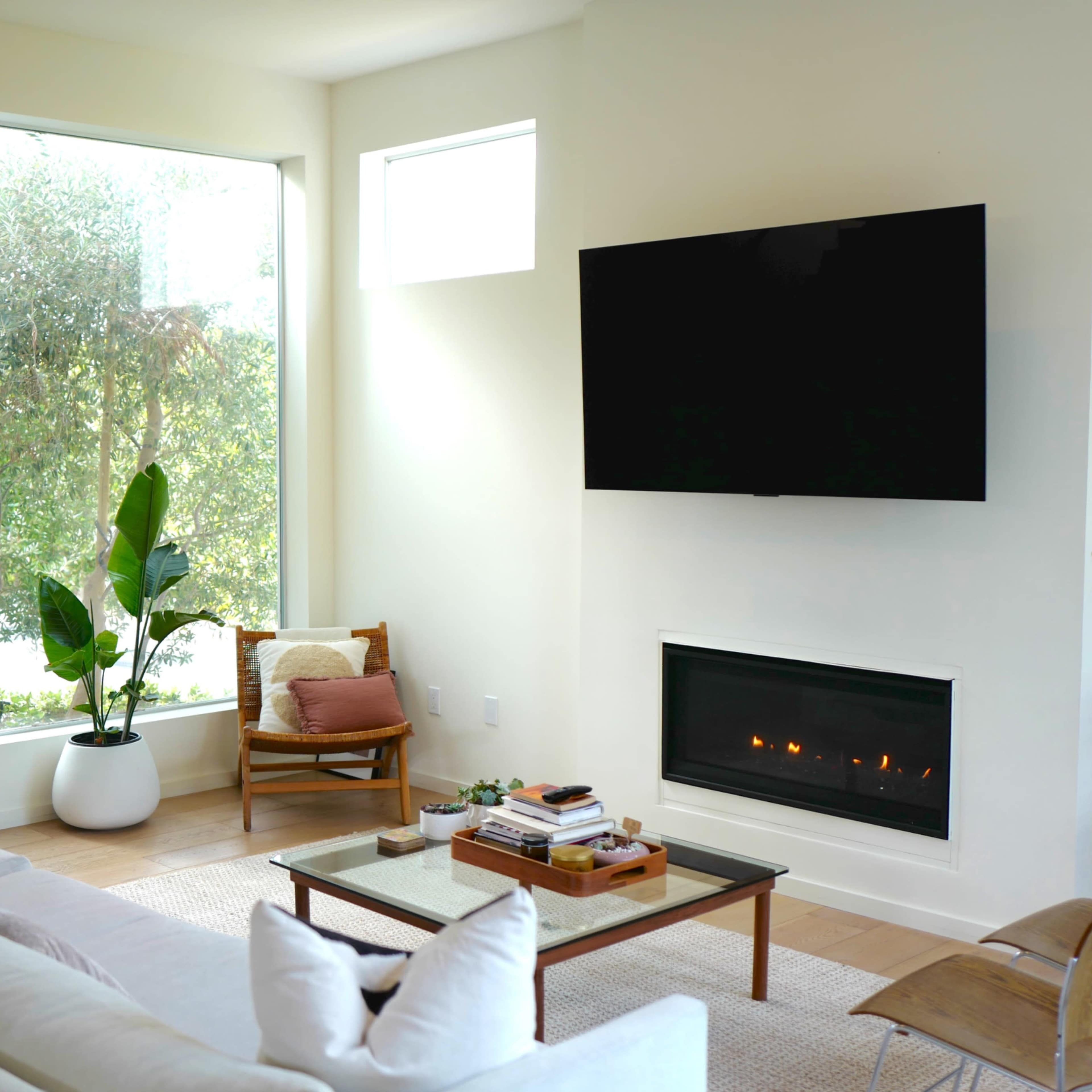 Contemporary Culver City Home with Chef’s Kitchen – Perfect for Filming and Content Creation Image in Carlson Park, Culver City, CA