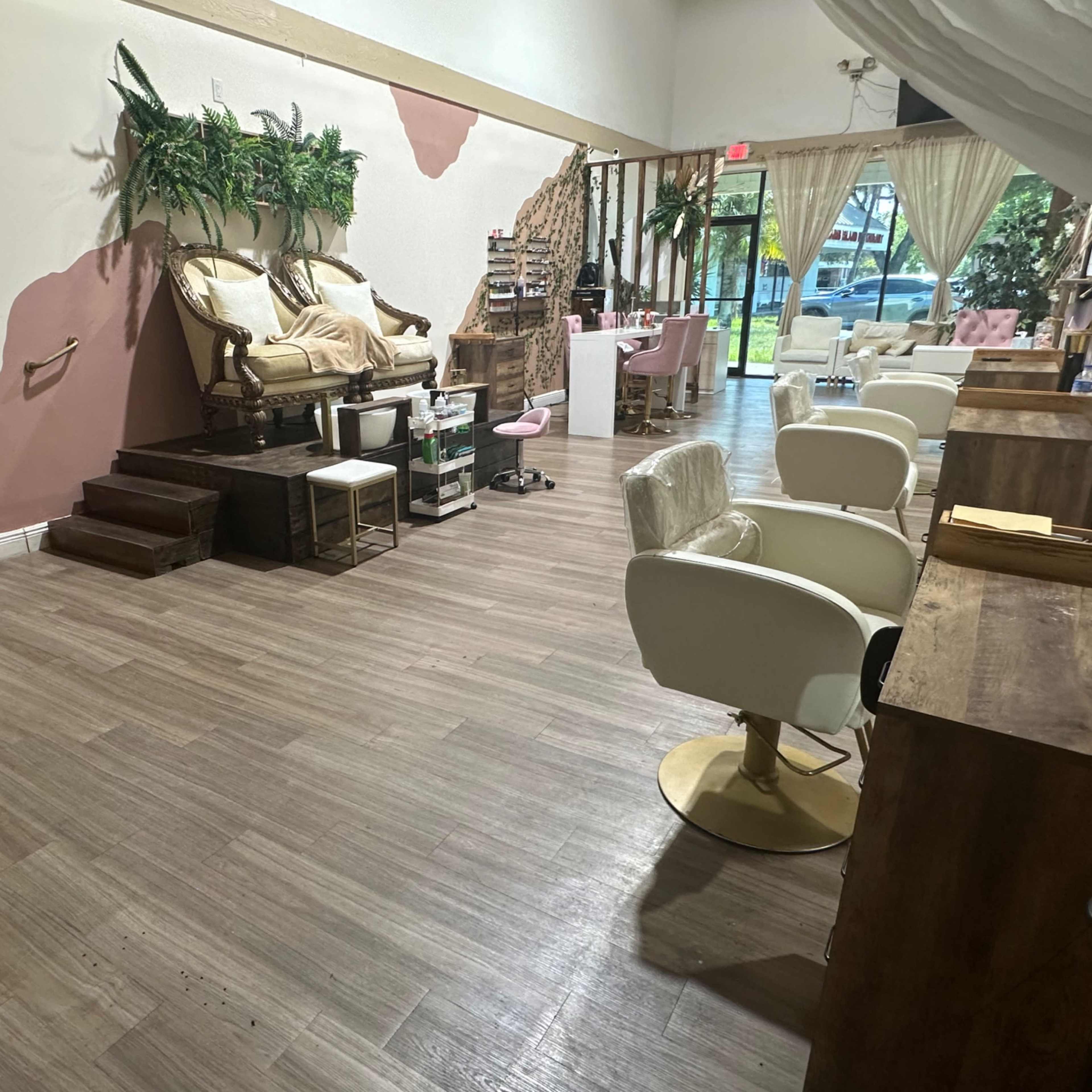 Gem Beauty Lounge Image in Lauderhill, Lauderhill, FL