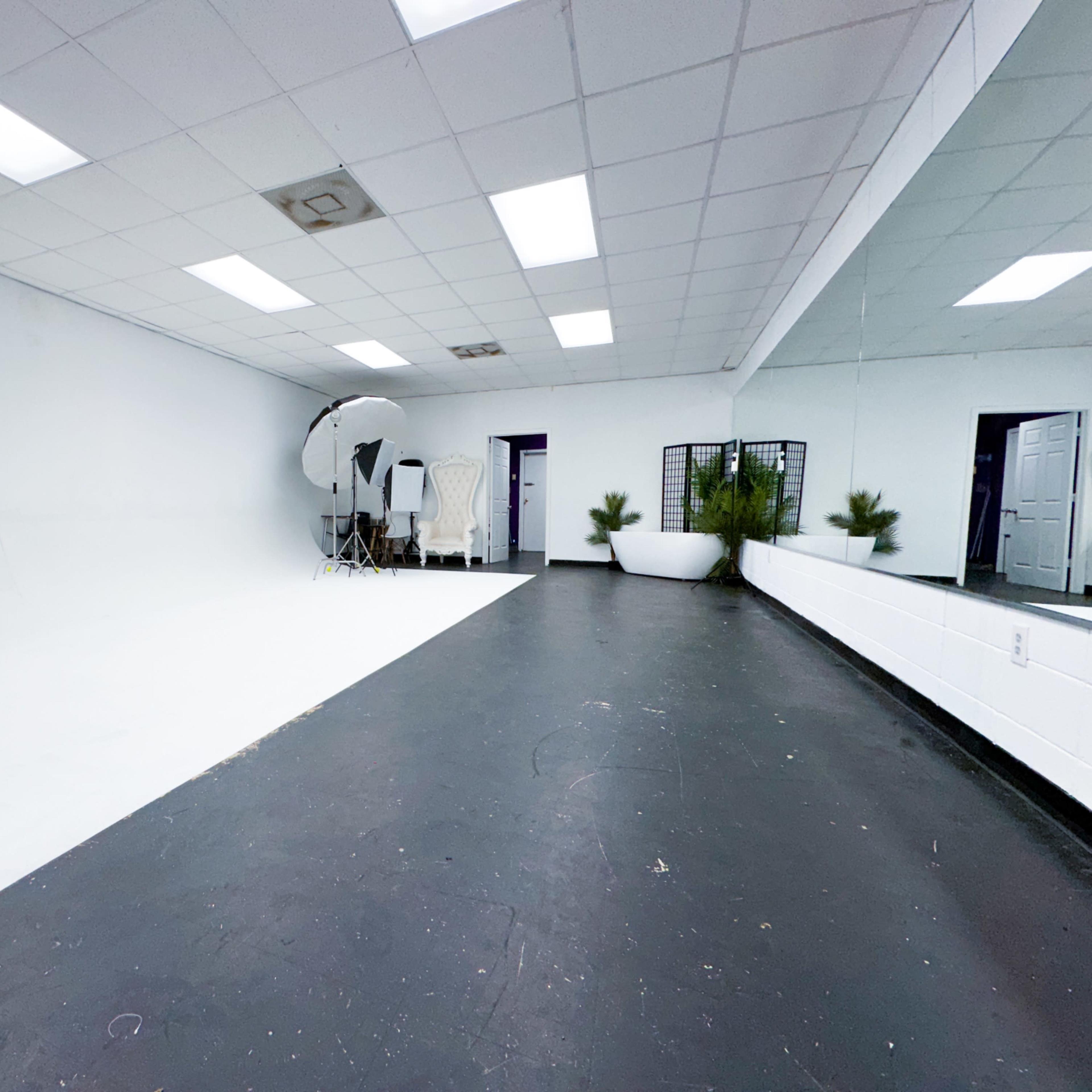 Creative Studio Space Minutes From Downtown Image in Sumter, Sumter, SC