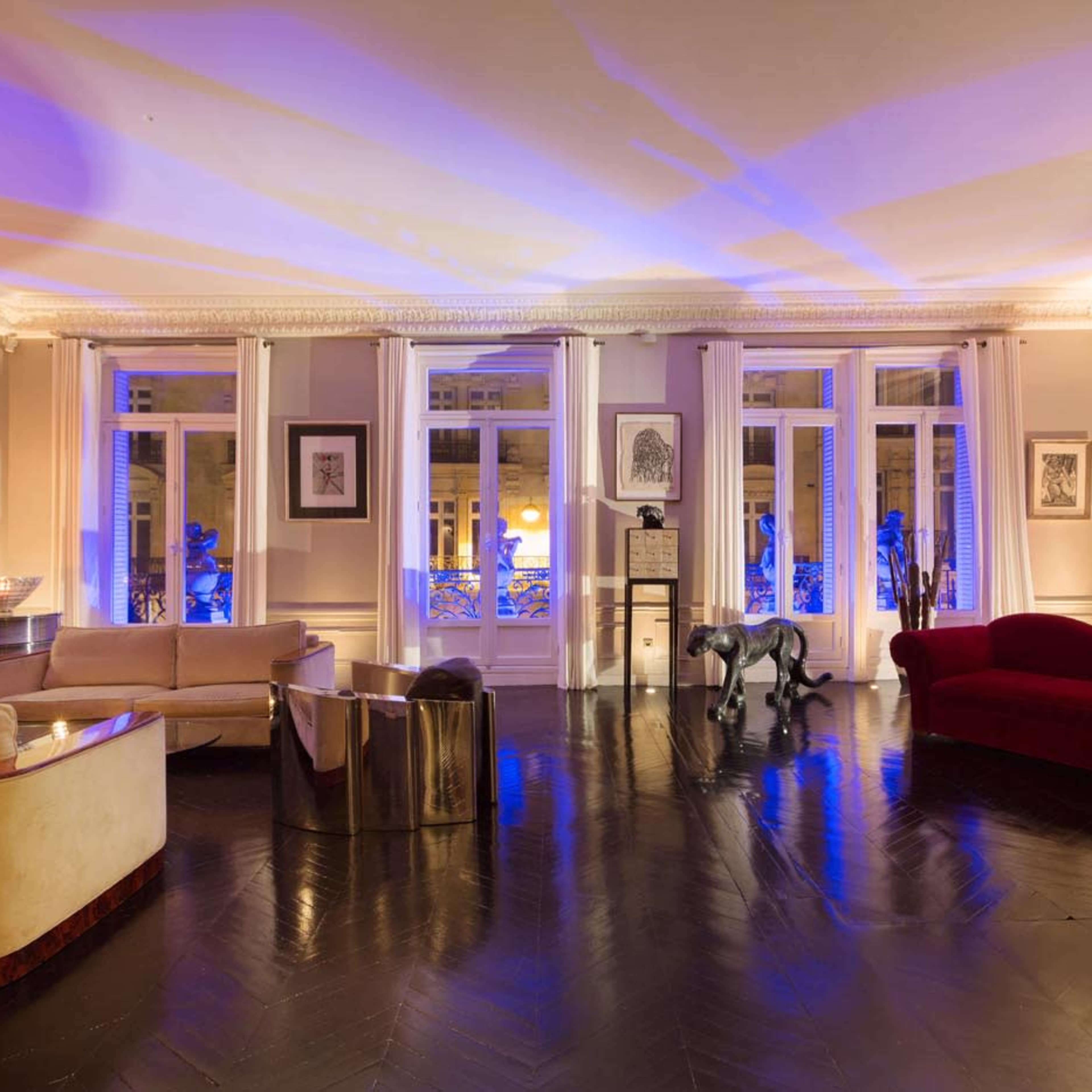 Le loft triangle d'or Image dans Champs-Élysées, Paris, Île-de-France
