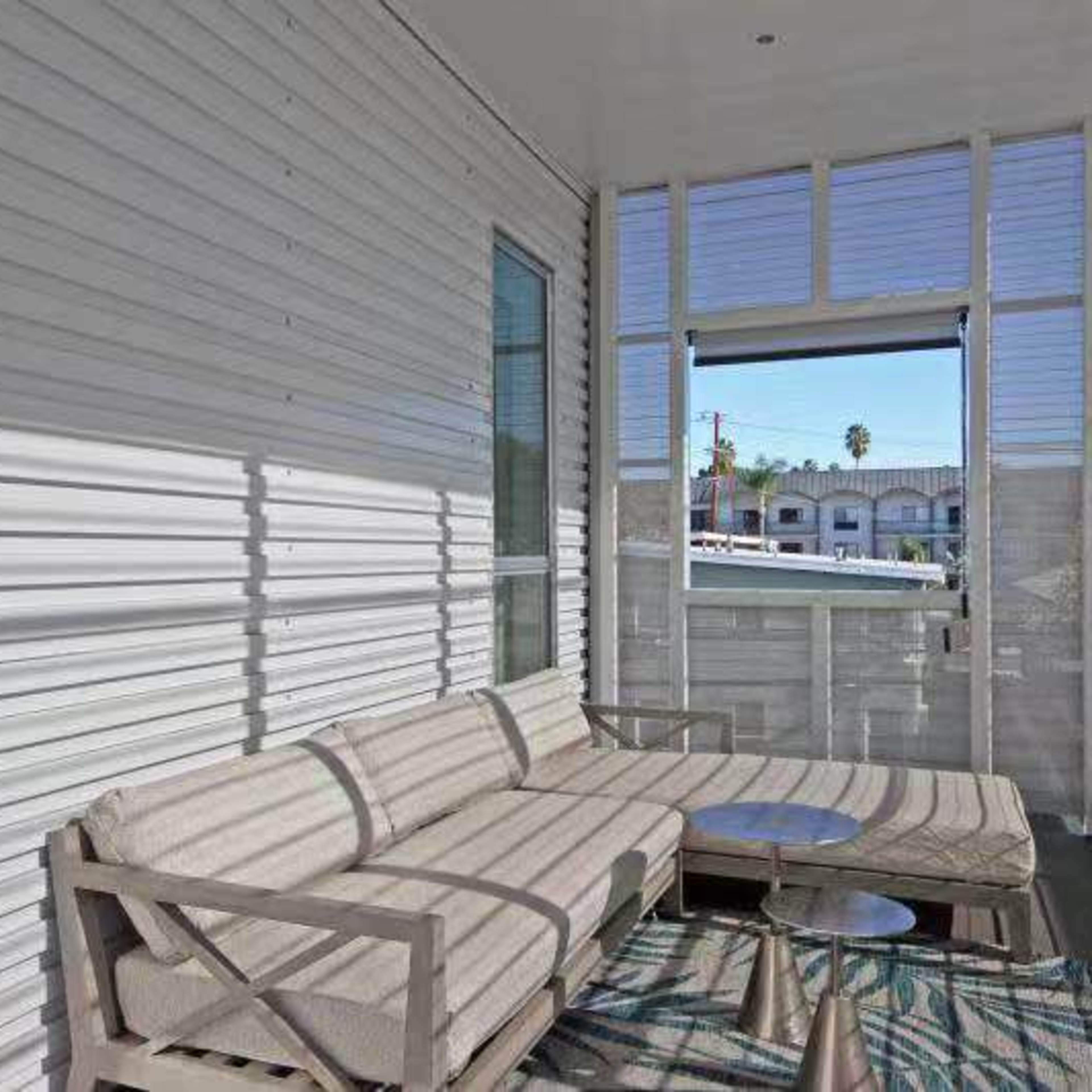 WEHO Bright Room With Balcony Image in Central LA, West Hollywood, CA