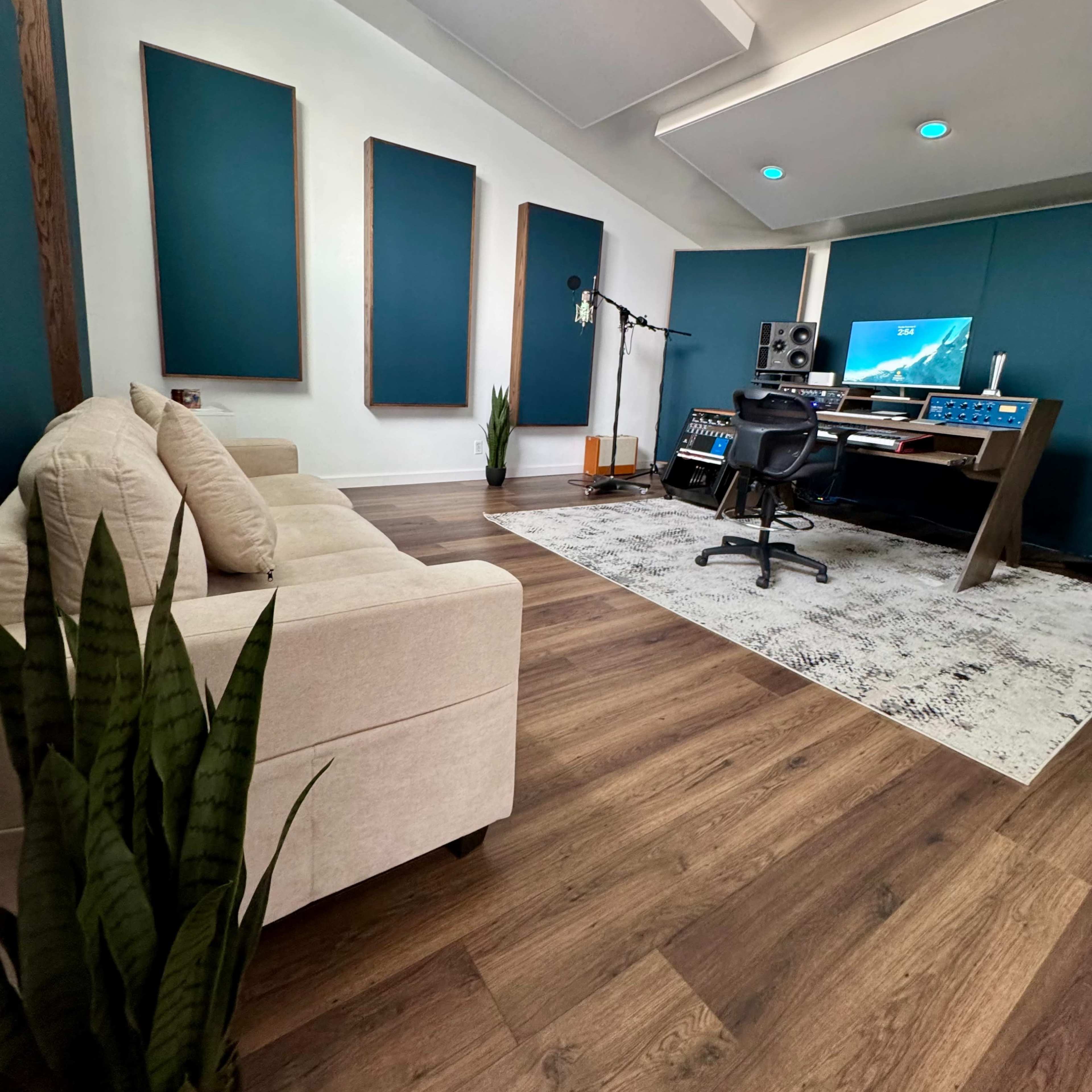 Secret House Studio on the Hill Image in Granada Hills, Los Angeles, CA