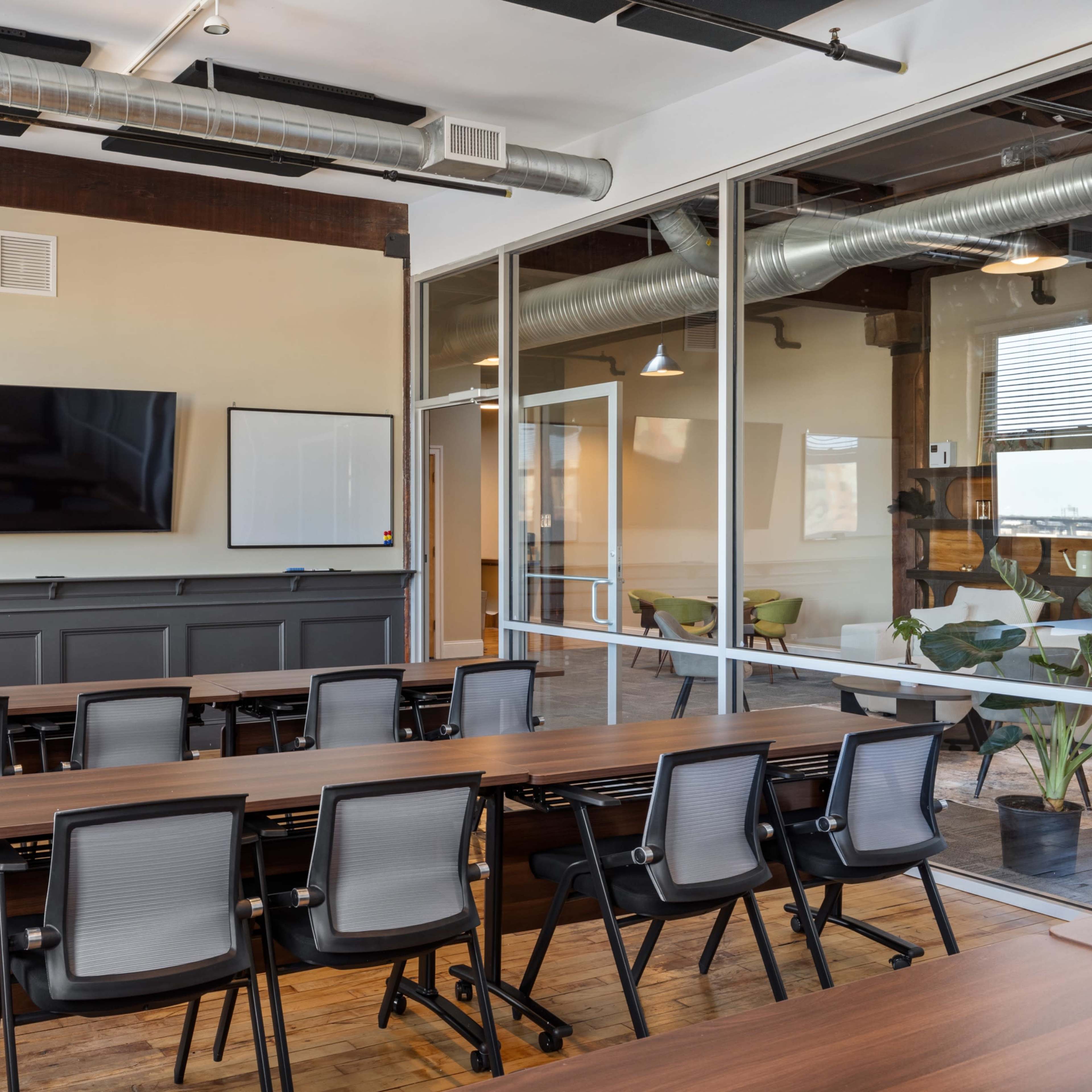 Serene & Professional Therapeutic Office Space in the DMV Area Image in Canton, Baltimore, MD