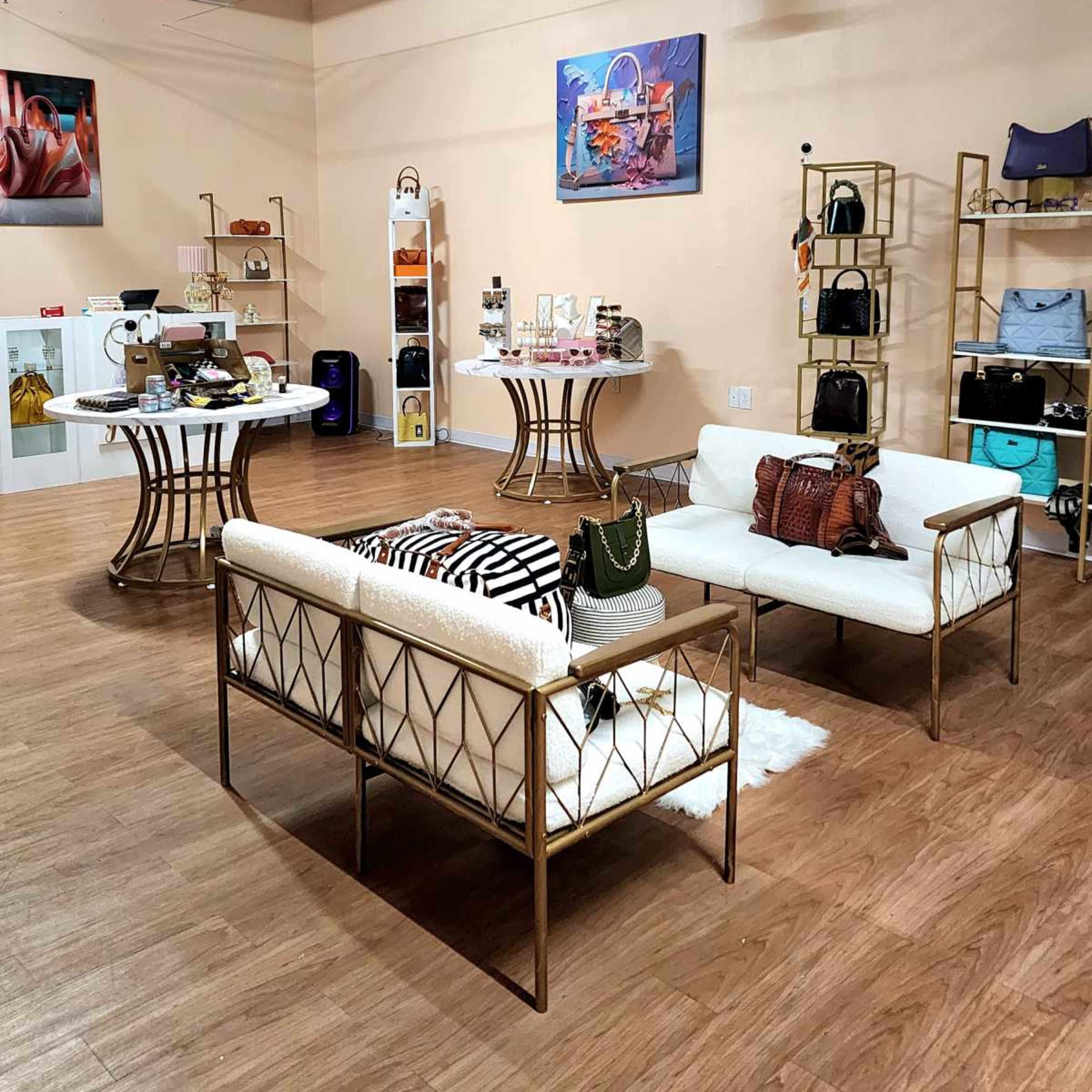 "Trendy White Studio in Garland - Perfect for Model Shoots & Creative Content" Image in Garland, Garland, TX