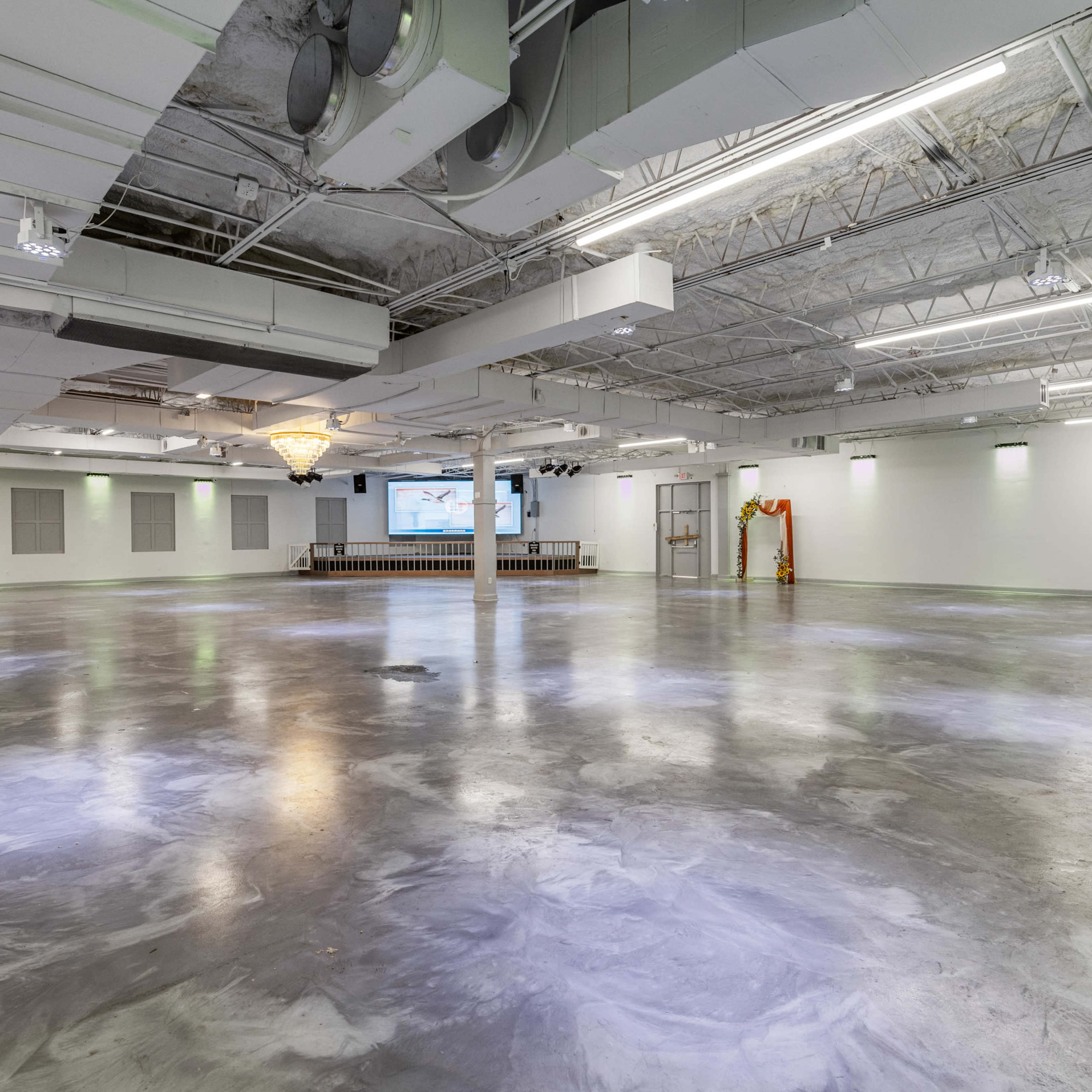 Meeting Space with Gorgeous Flooring Image in Memphis, Memphis, TN