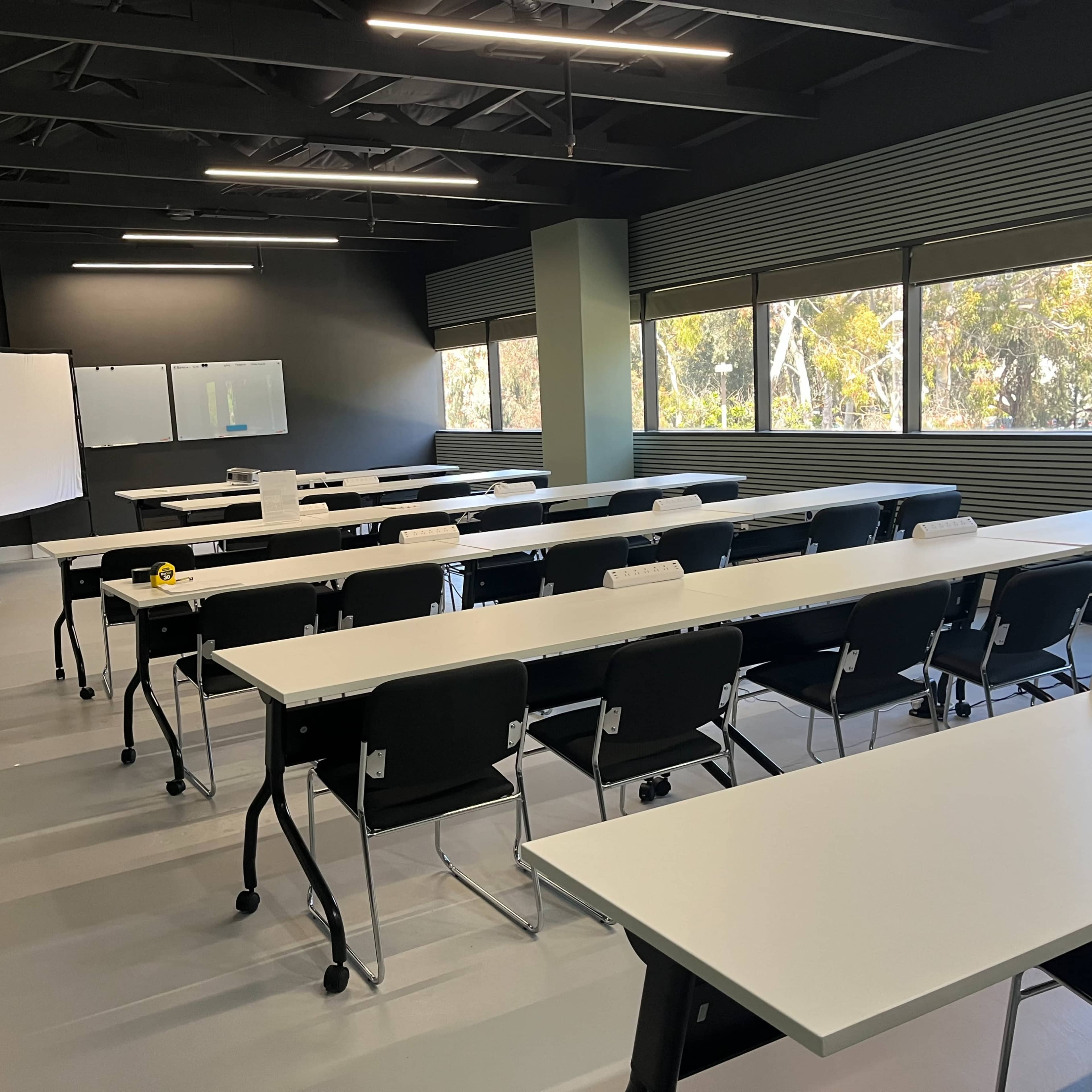 Spacious professional meeting and event space with connected conference room Image in Encinitas, Encinitas, CA