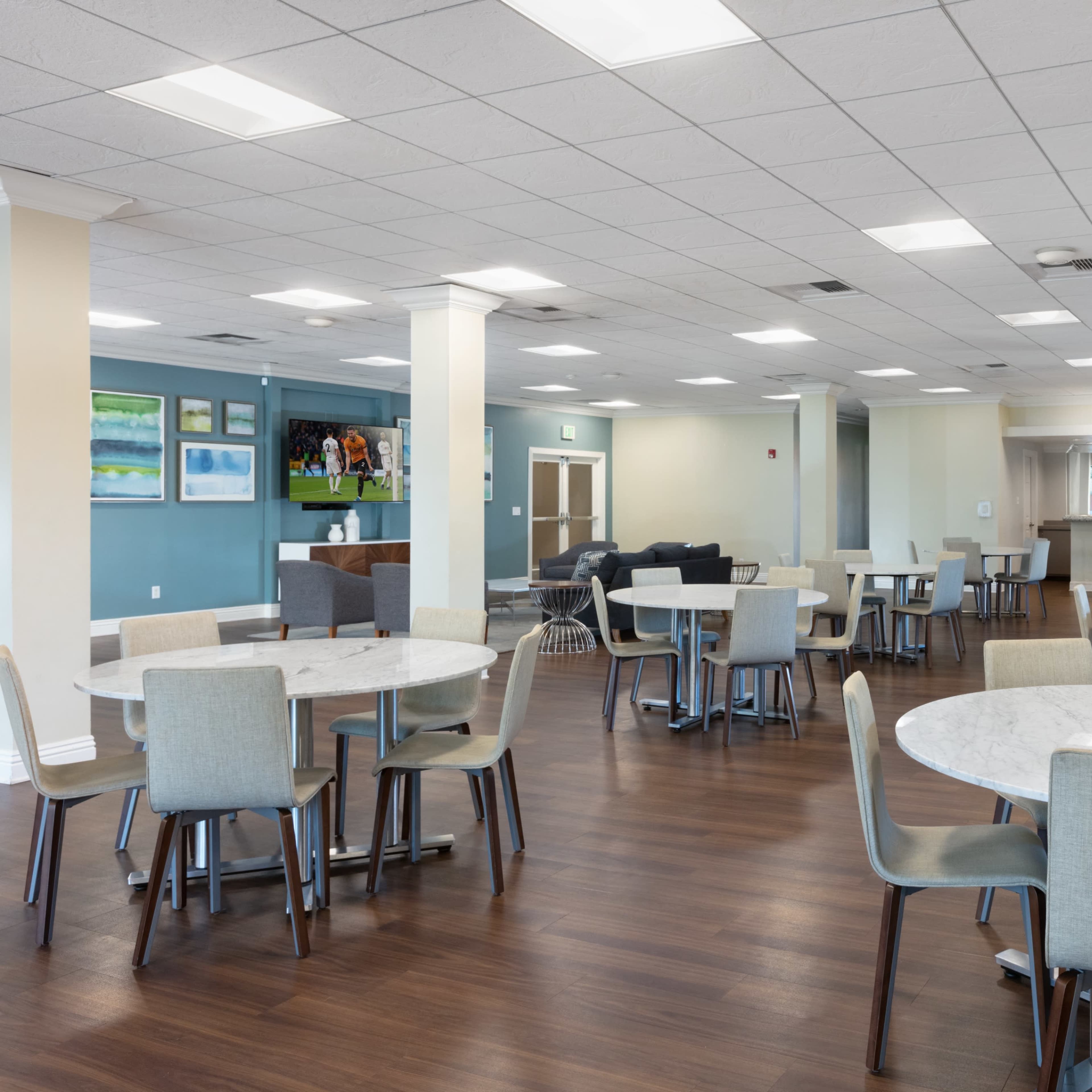 West Valley: Fantastic Large Lounge in San Jose Ready to Host your Next Gathering!!! Image in Blackford, San Jose, CA