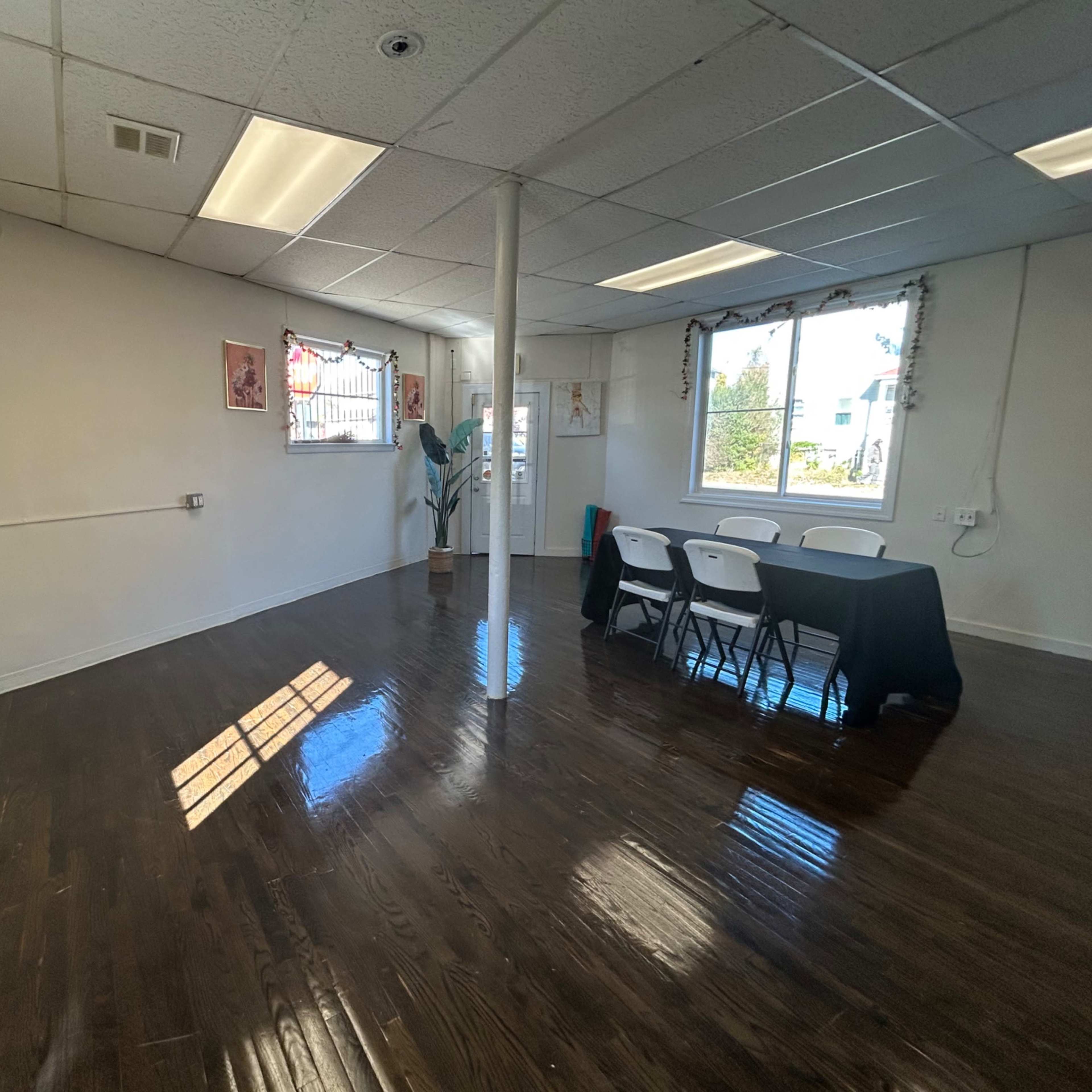 Intimate, open space studio located in Orange Image in City of Orange, City of Orange, NJ