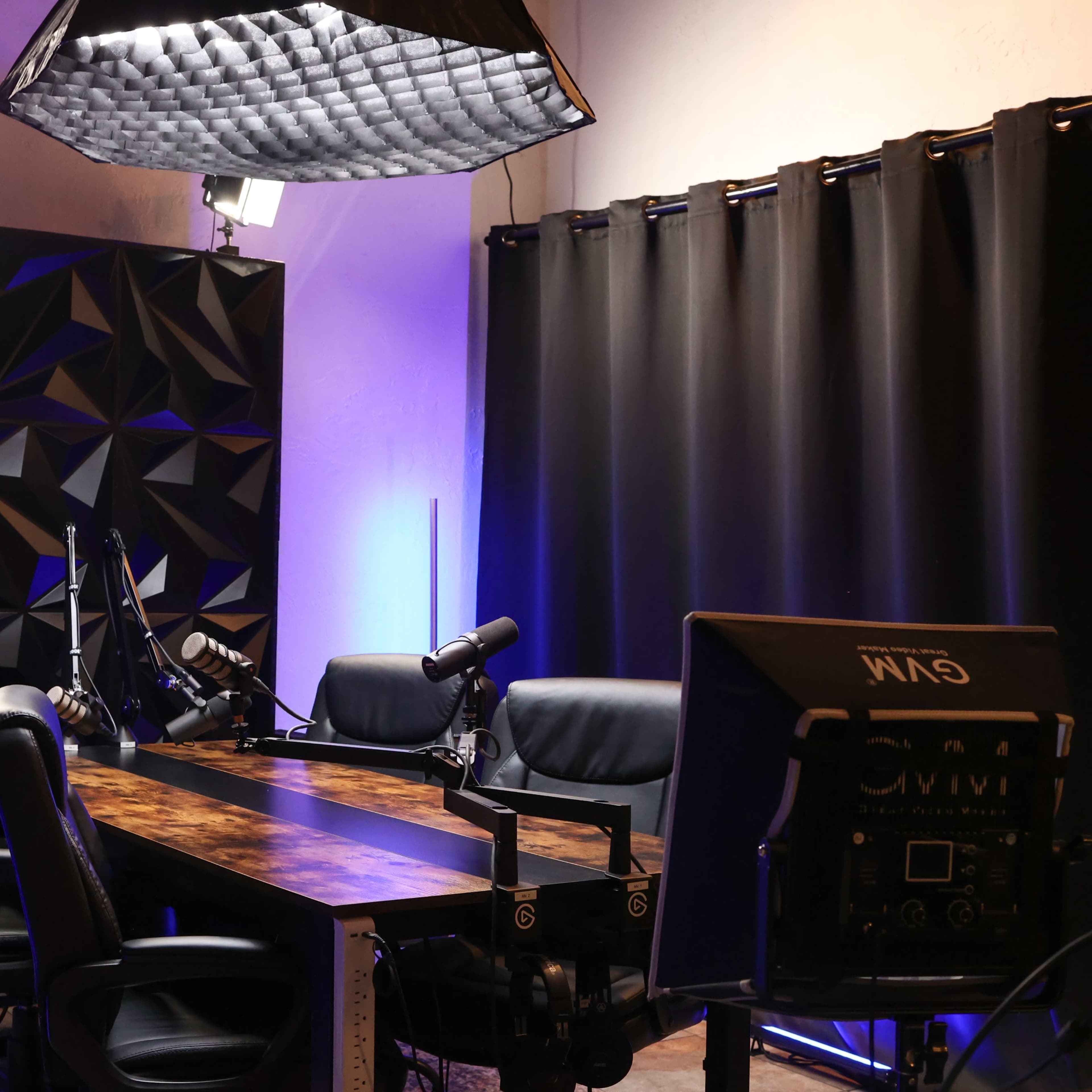 Downtown Tulare Creative Studio. Private and spacious. Image in Tulare, Tulare, CA
