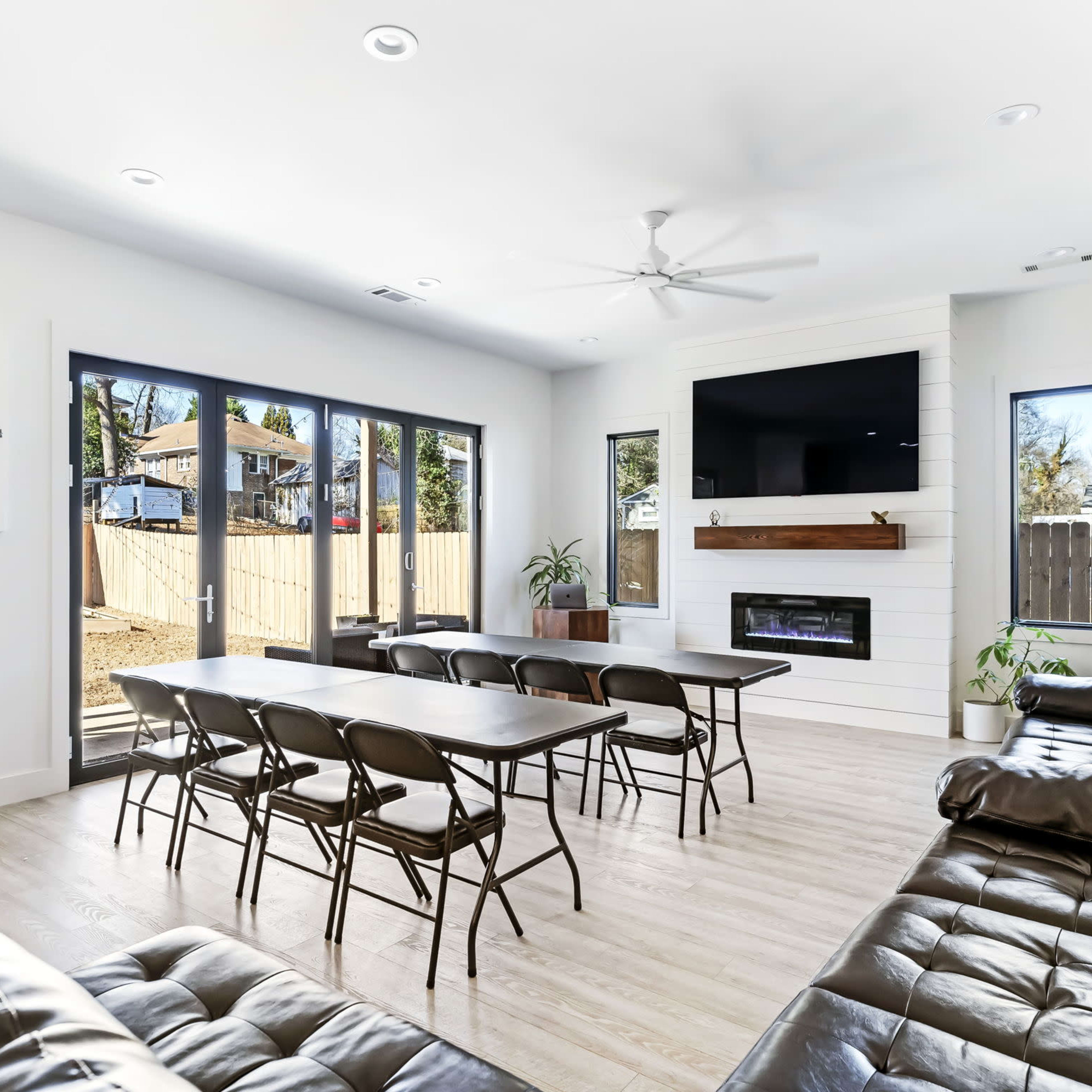 Westside Modern Home with a Farm House Touch Image in Westview, Atlanta, GA