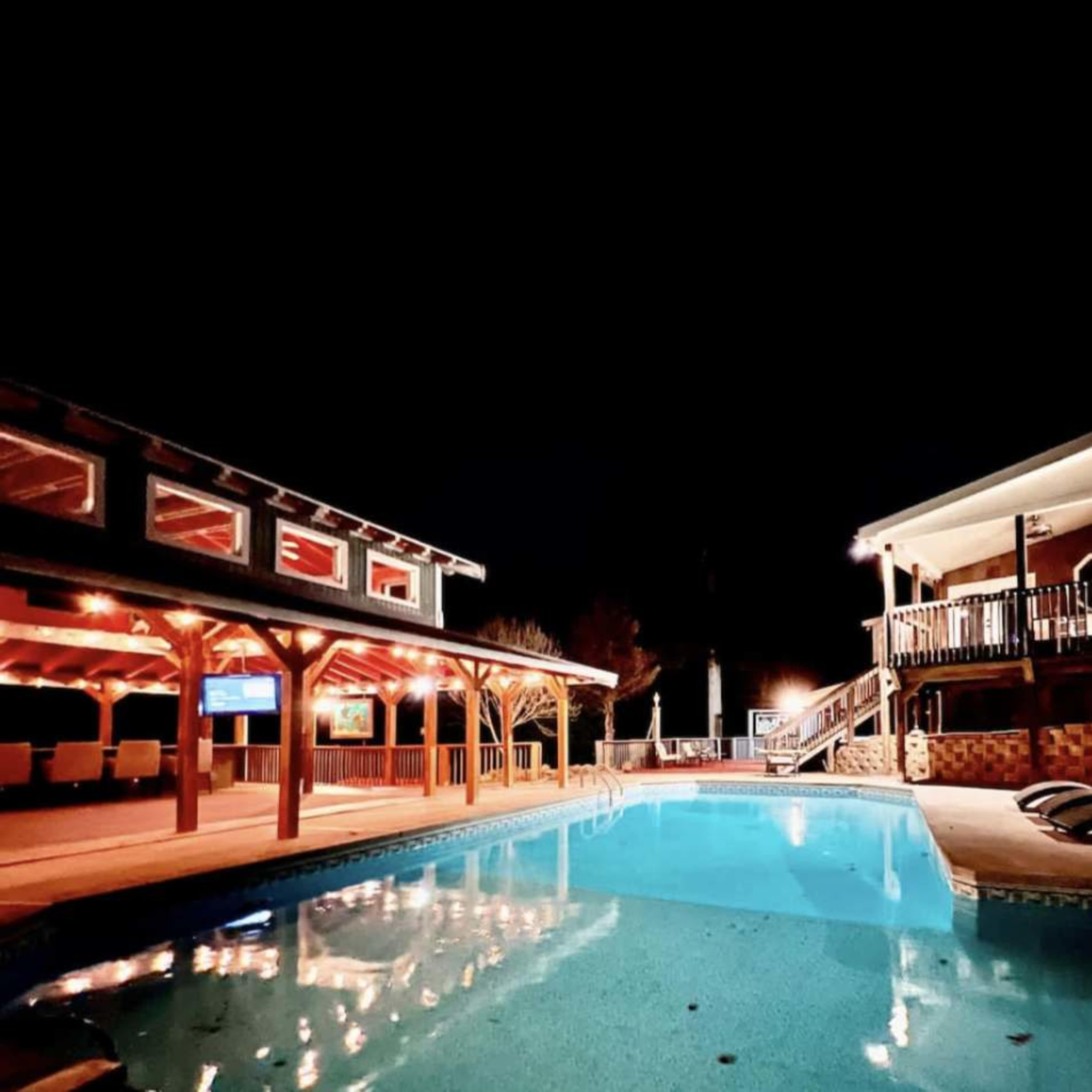 Château on the Lake with Pool and Hot Tub Image in Acworth, Acworth, GA