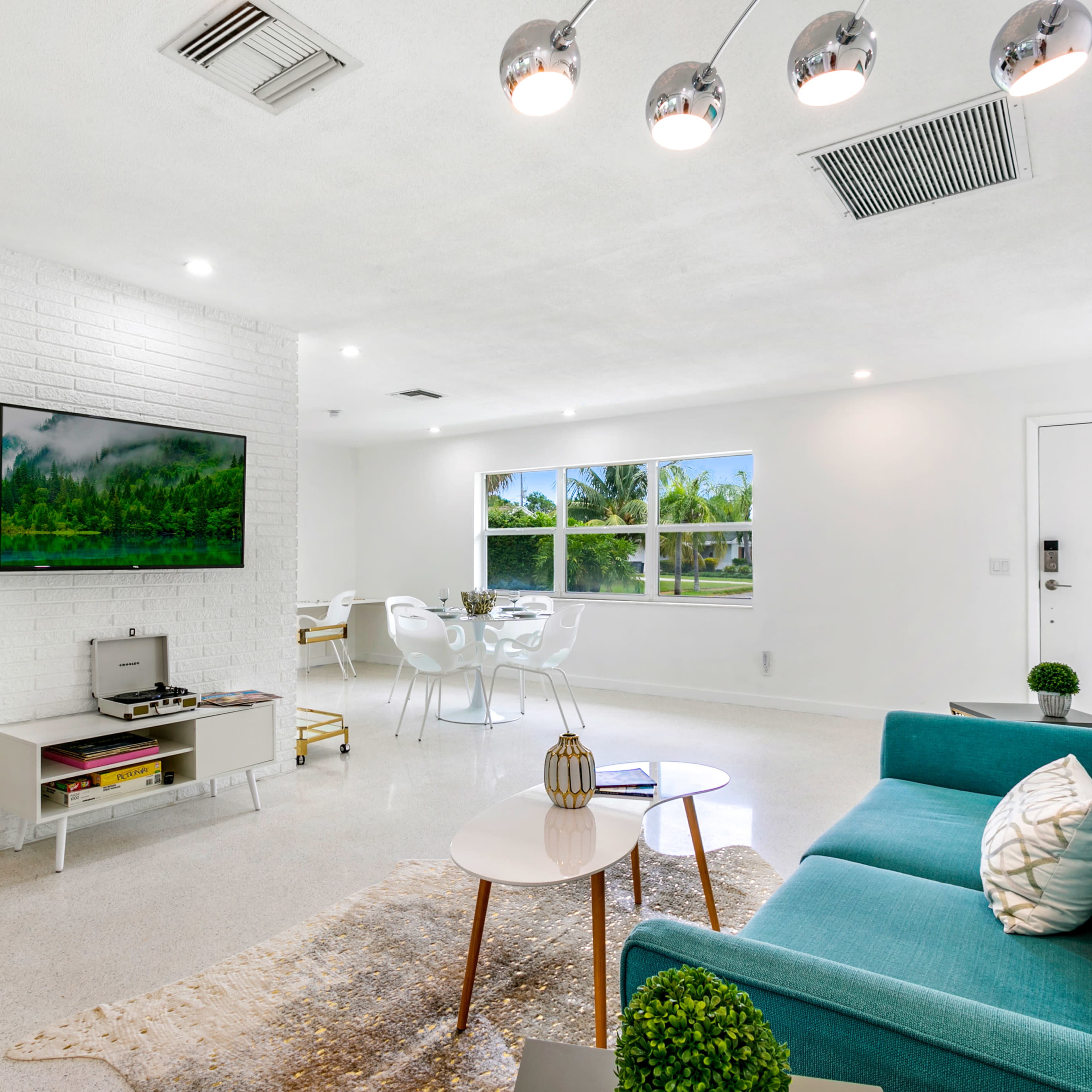 Fairhaven Mid Century Modern Home Image in North Palm Beach, North Palm Beach, FL