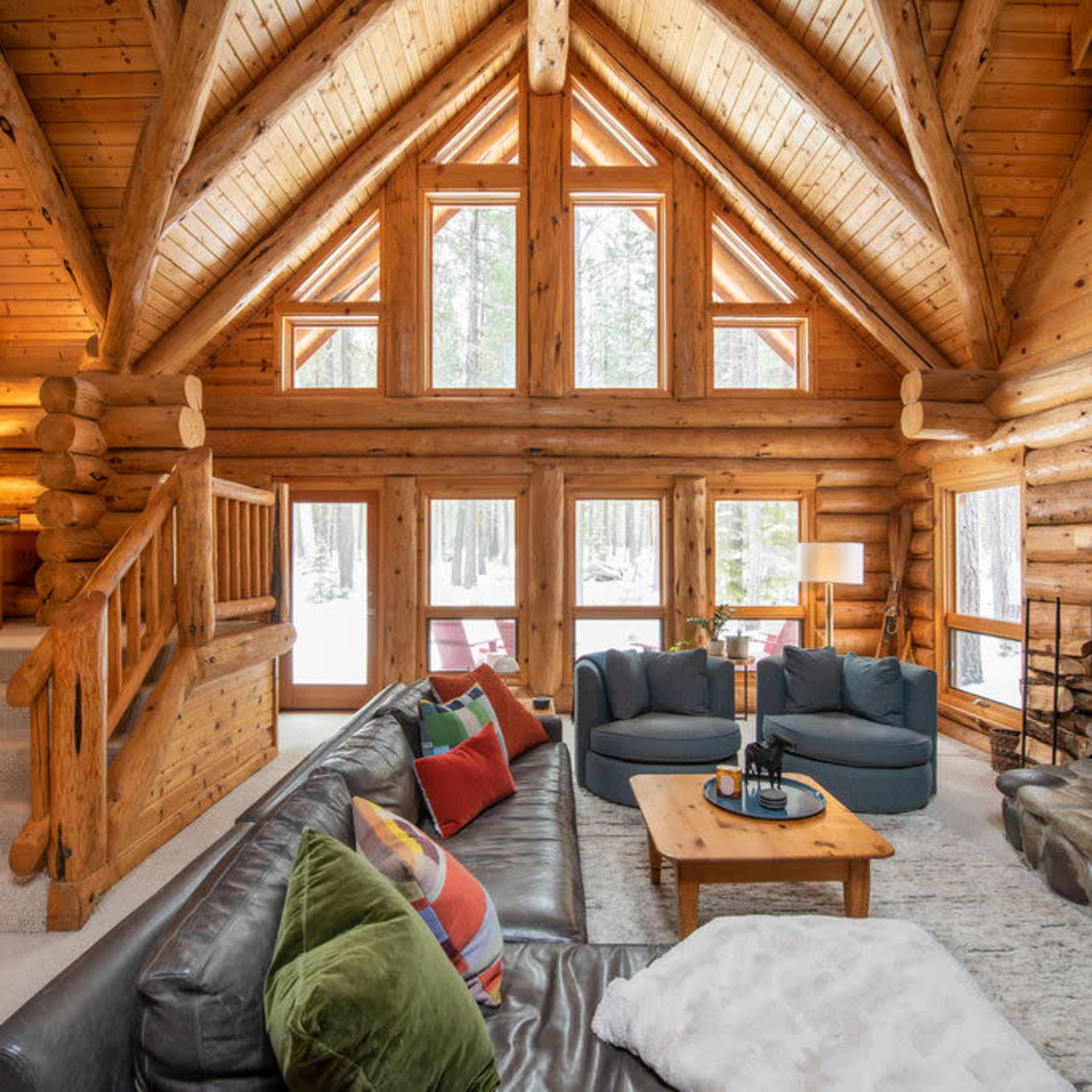 Modern Log Cabin with Forest View Image in Black Butte Ranch, Sisters, OR