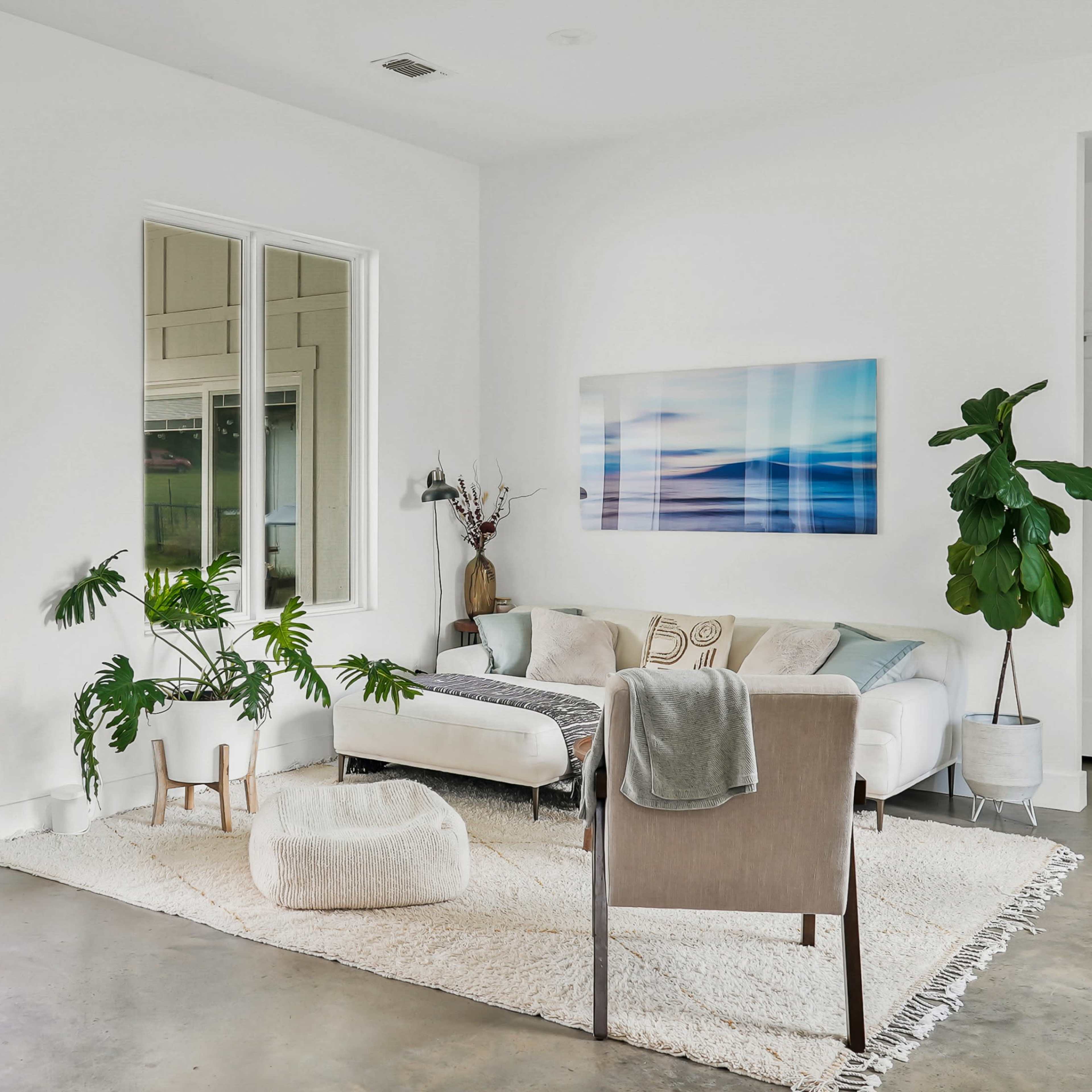 Modern Natural Light Retreat on Fruit Orchard Image in , Lindale, TX