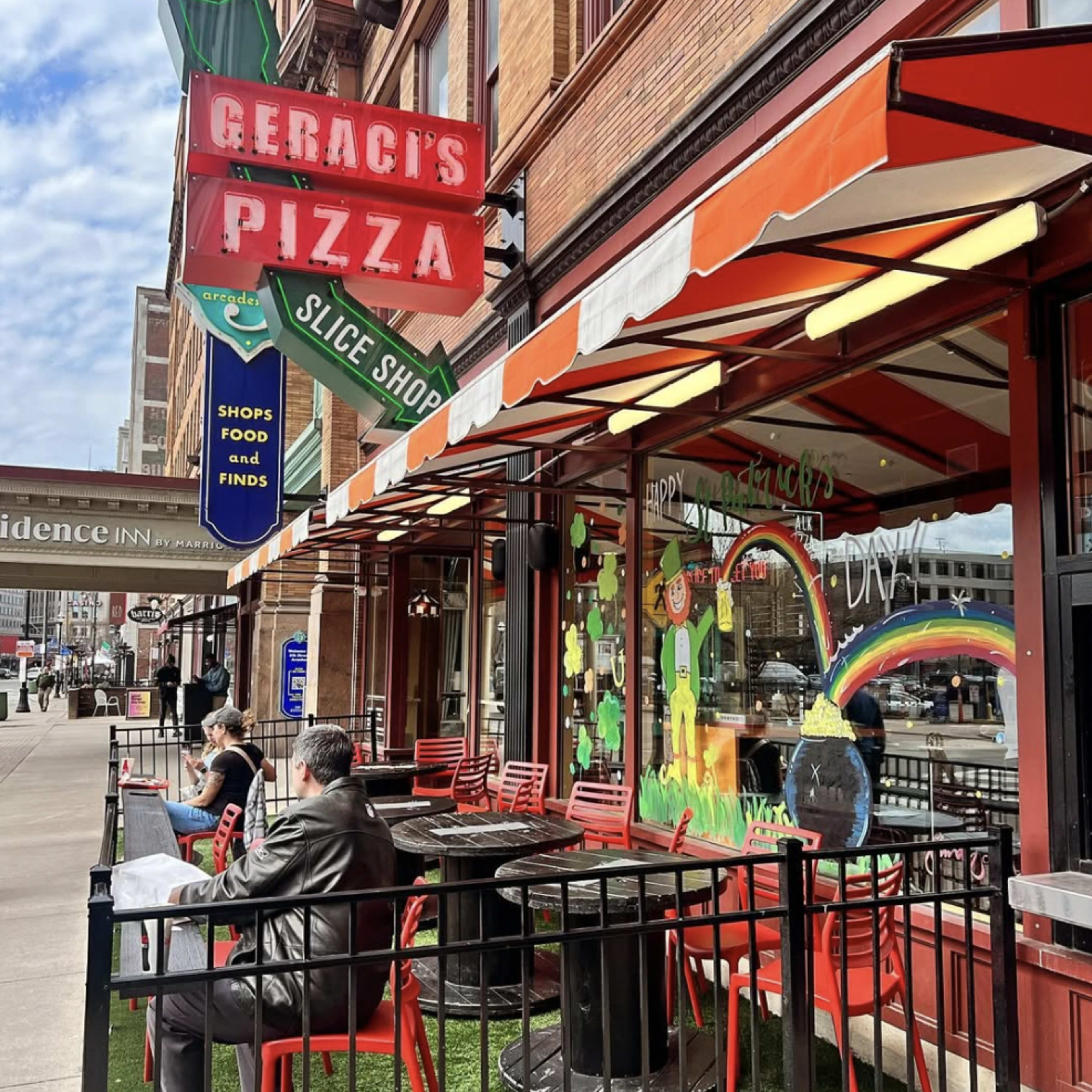Cleveland’s Coolest Retro Pizza Shop for Creative Photoshoots Image in Downtown, Cleveland, OH