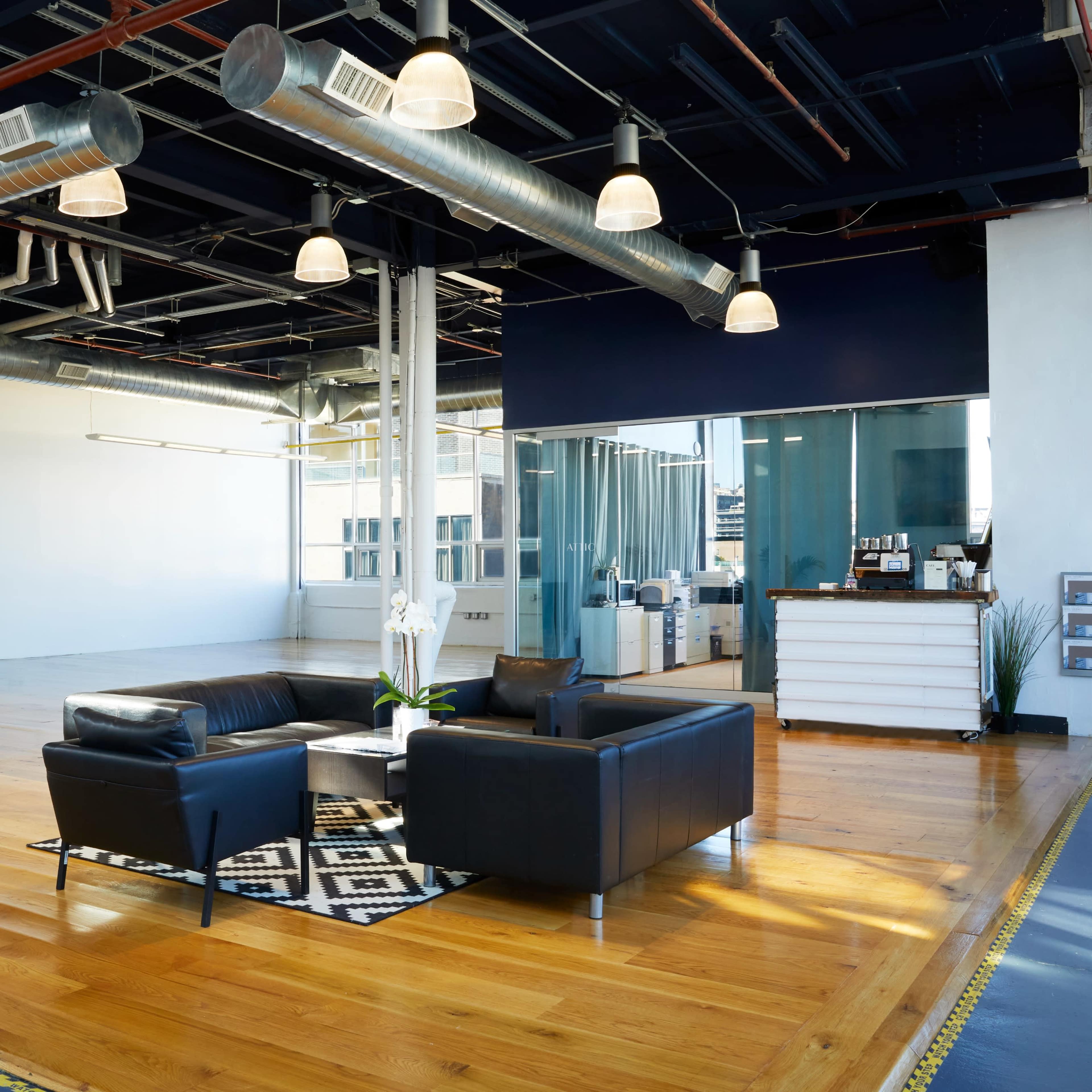 FULL SERVICE PHOTO/VIDEO PRODUCTION FACILITY Image in Long Island City, Queens County, NY