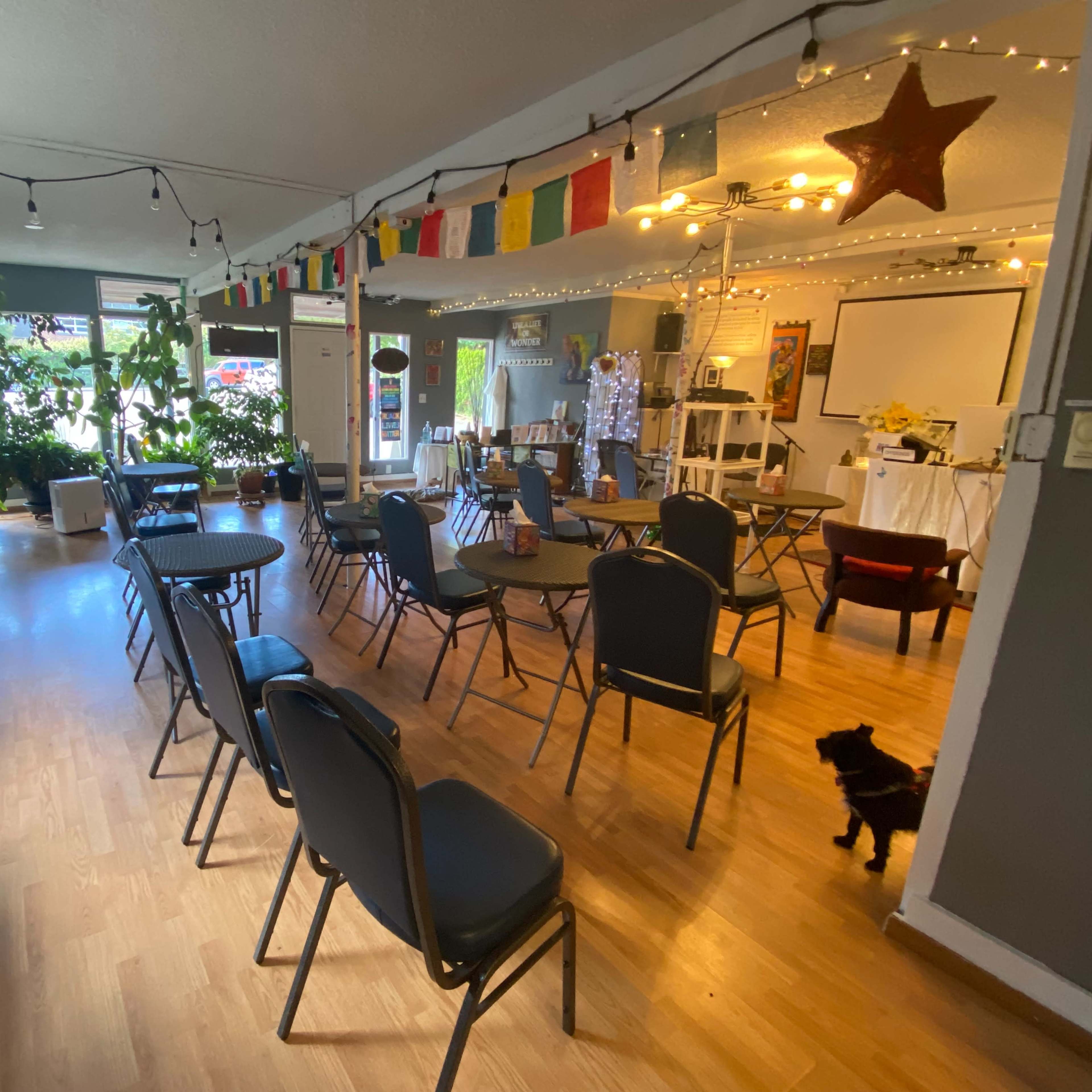 Safe, Open Space with a Good Vibe in a quiet Neiborhood Image in Seahurst, Burien, WA