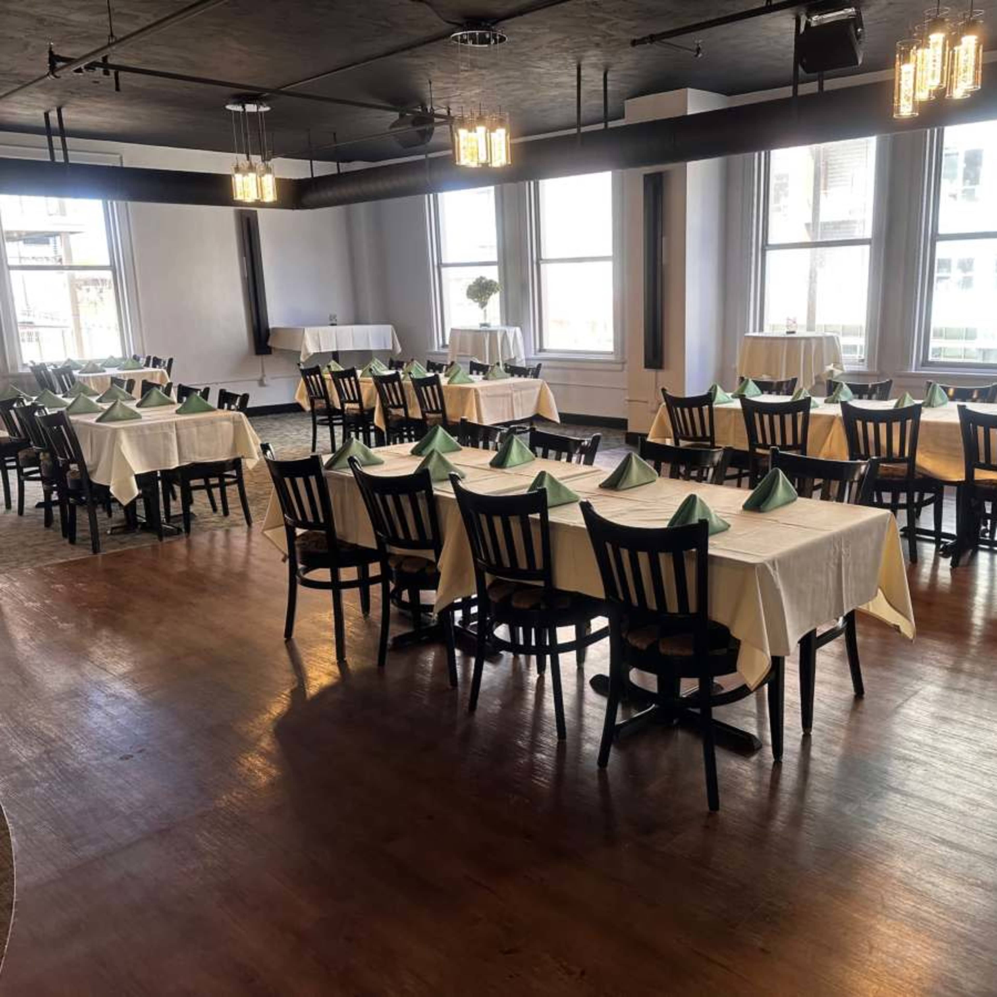 The Terrace room Image in Green Bay, Green Bay, WI