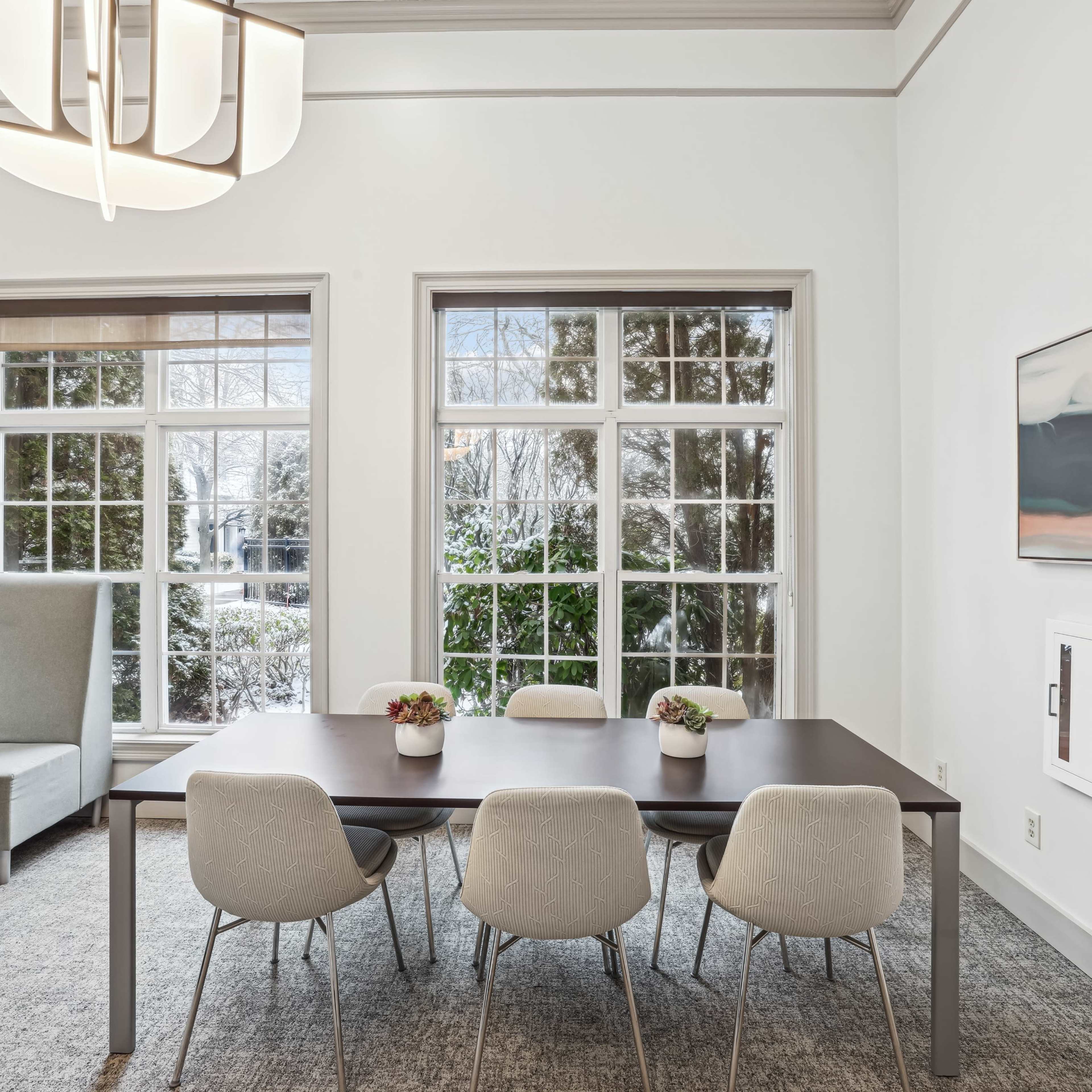 Wifi lounge with plenty of natural light! Image in Huntington, Melville, NY