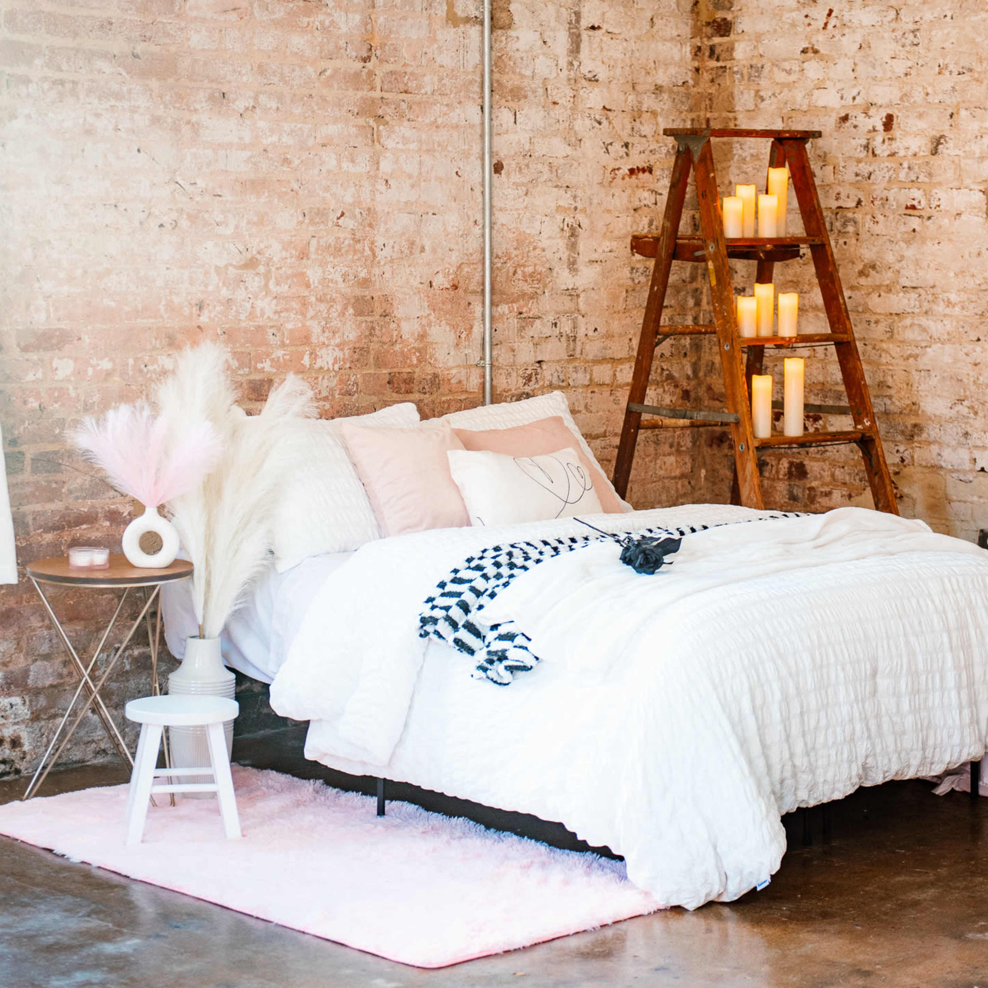 Downtown Photography Studio with Exposed Brick and Natural Light Image in Gibsonville, Gibsonville, NC