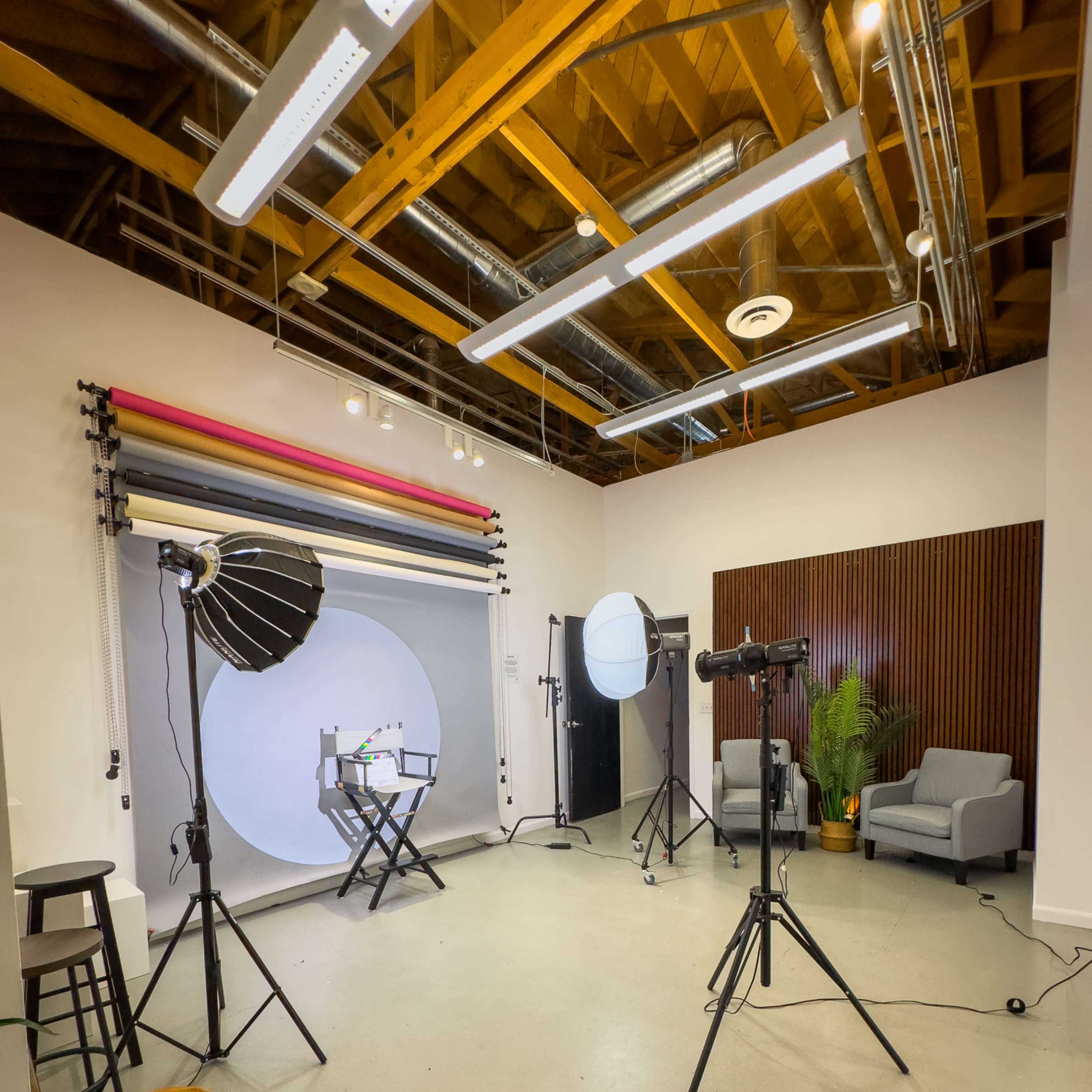 Well-equipped and Affordable Photography Studio Image in Downtown, Fresno, CA