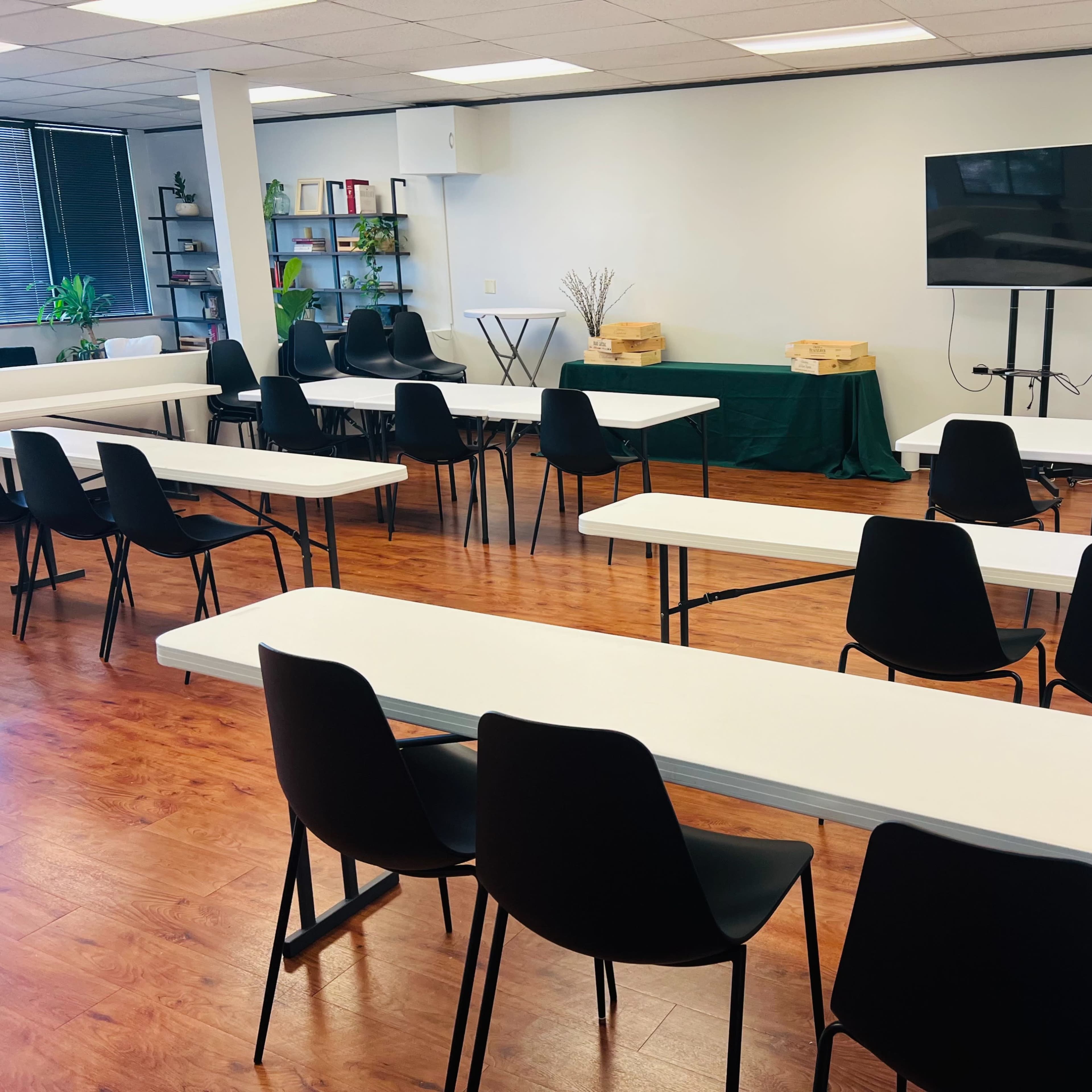 Cute and Bright Space for Meetings, Classes, and Events Image in Austin, Austin, TX