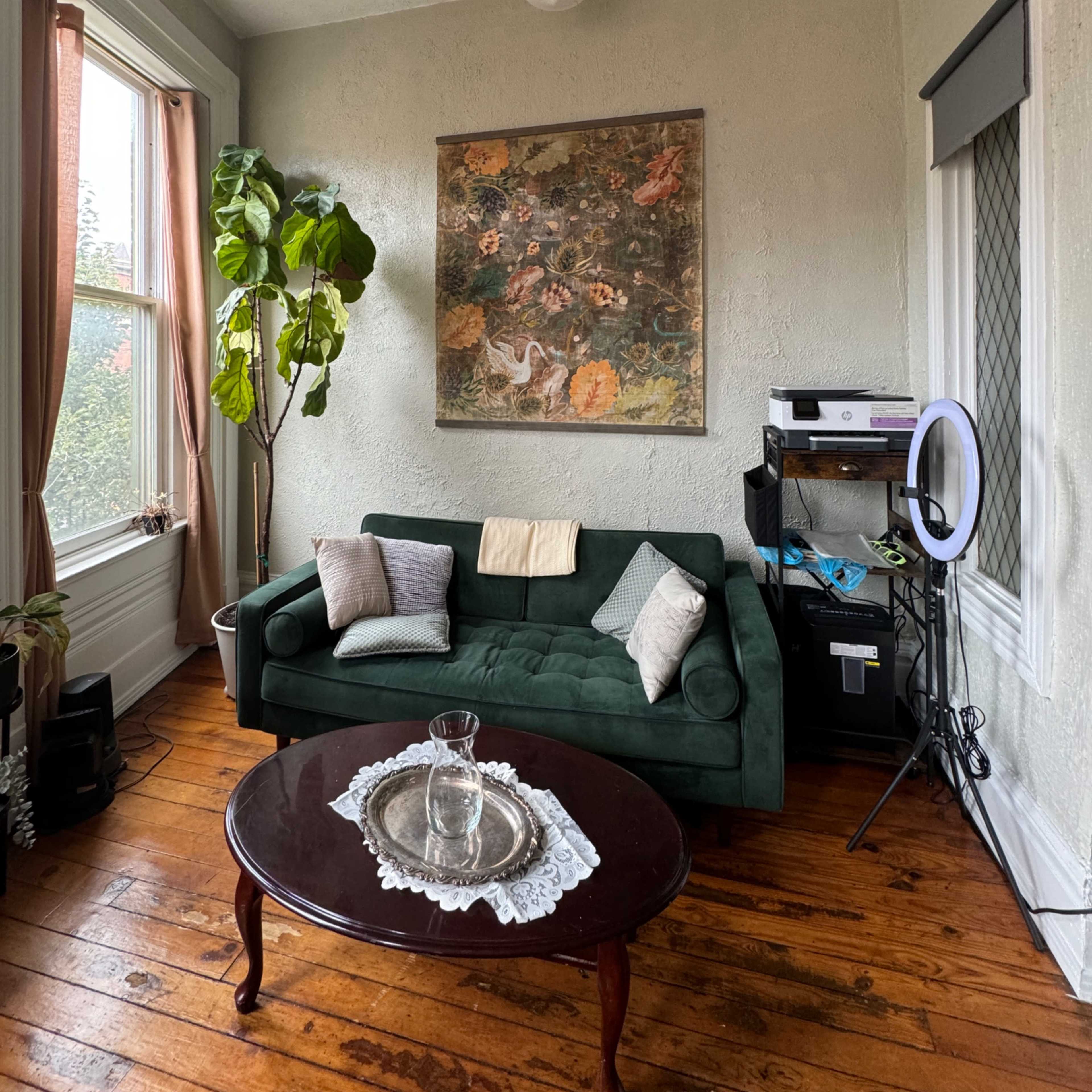 Cozy meeting space Image in Lower Lawrenceville, Pittsburgh, PA
