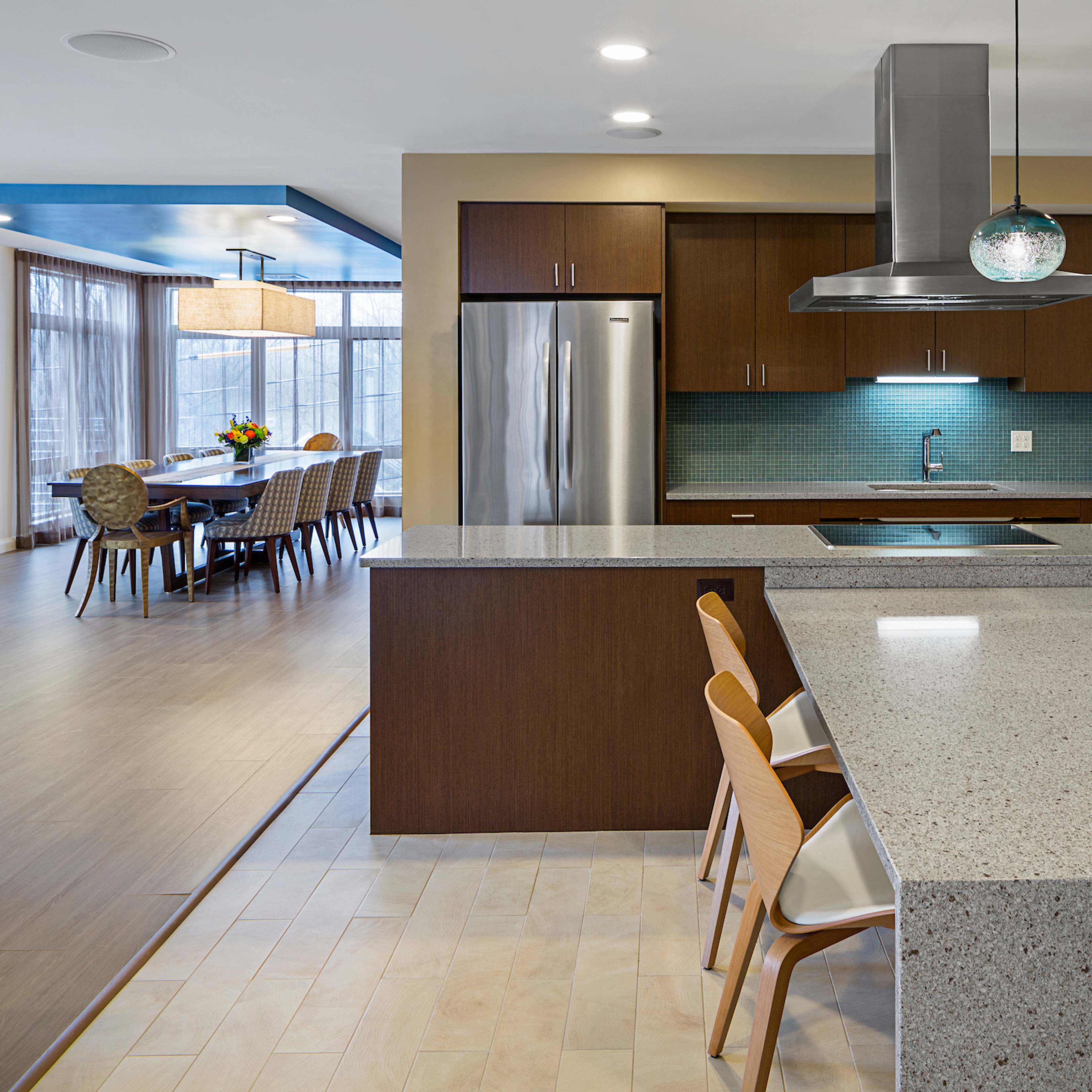 Spacious Executive Lounge & Deck in Waltham Image in Bleachery, Waltham, MA