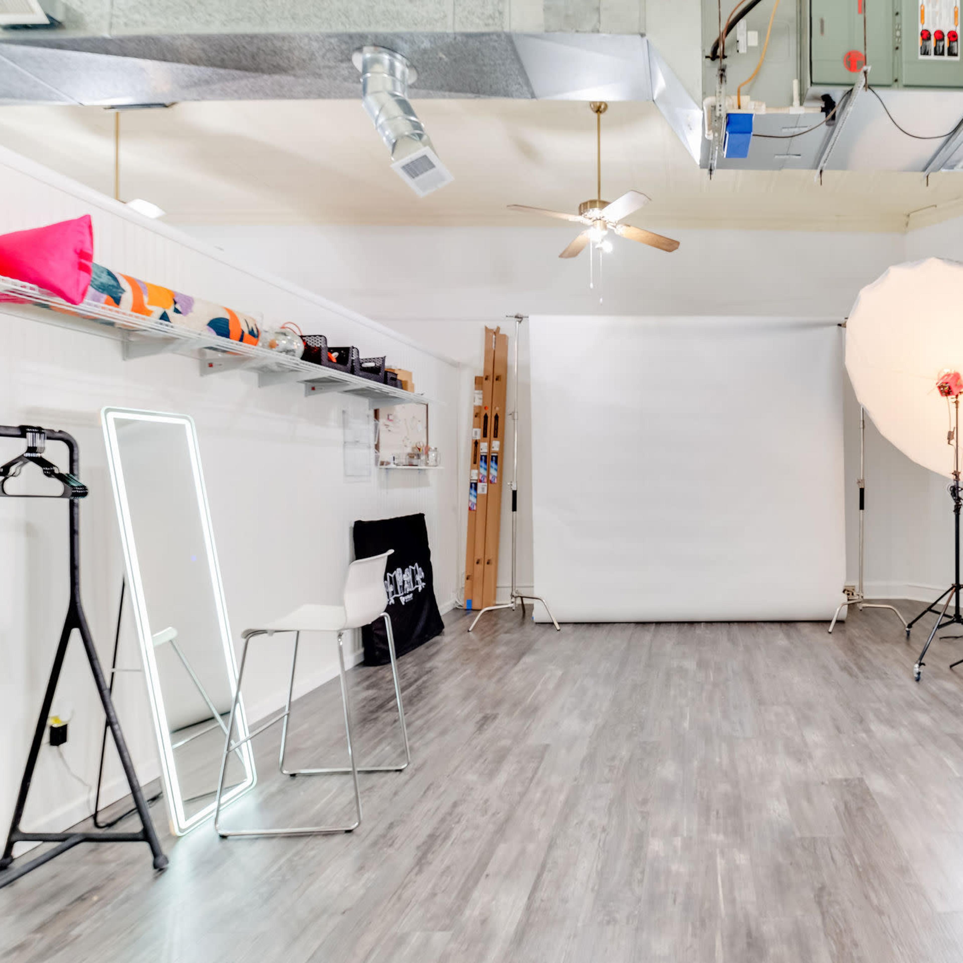 Photography Studio and Creative Lifestyle Space with Valentine's Day Set Image in Burlington, Burlington, NJ