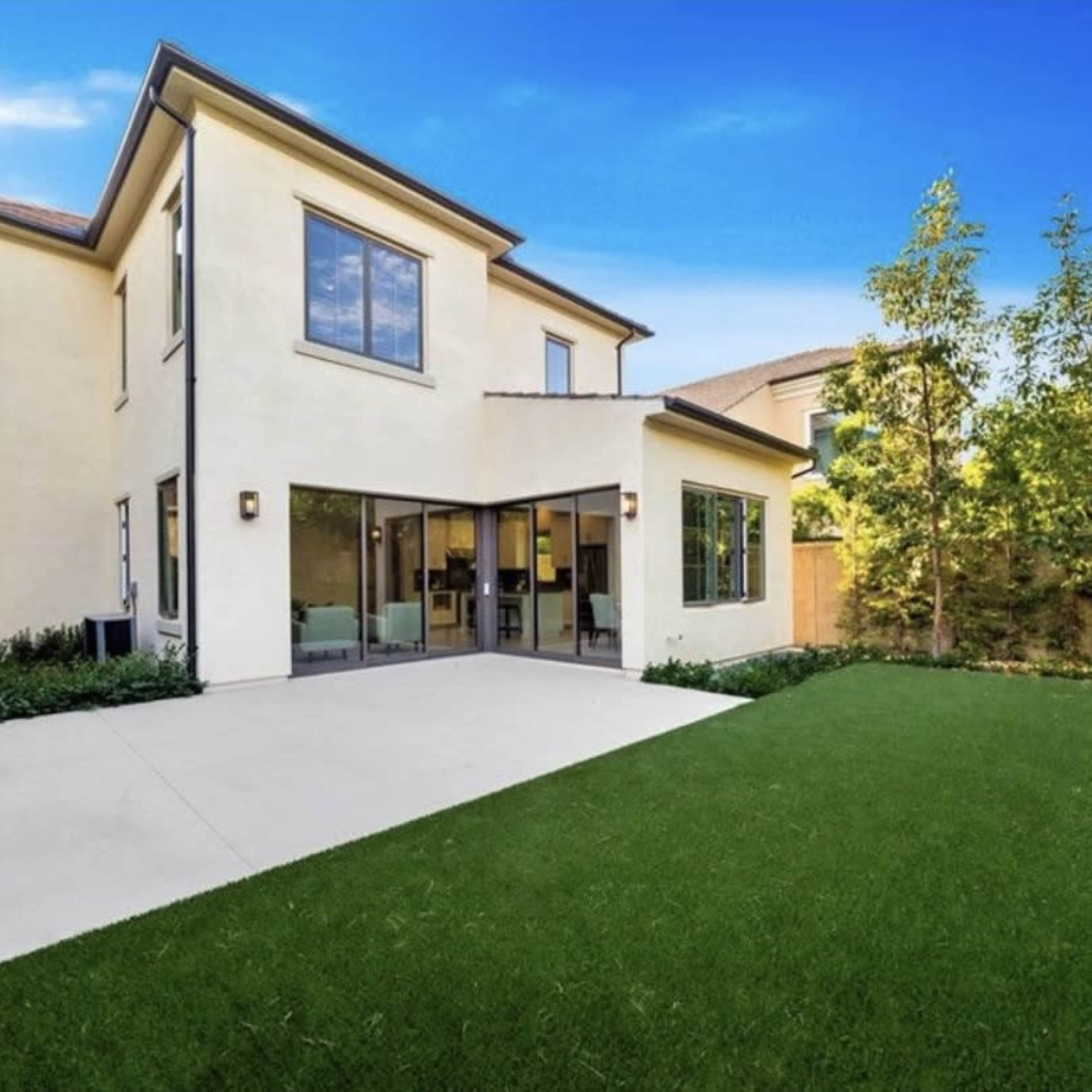 Picture-Perfect Backyard for Parties, Showers & Soirées Image in Irvine, Irvine, CA