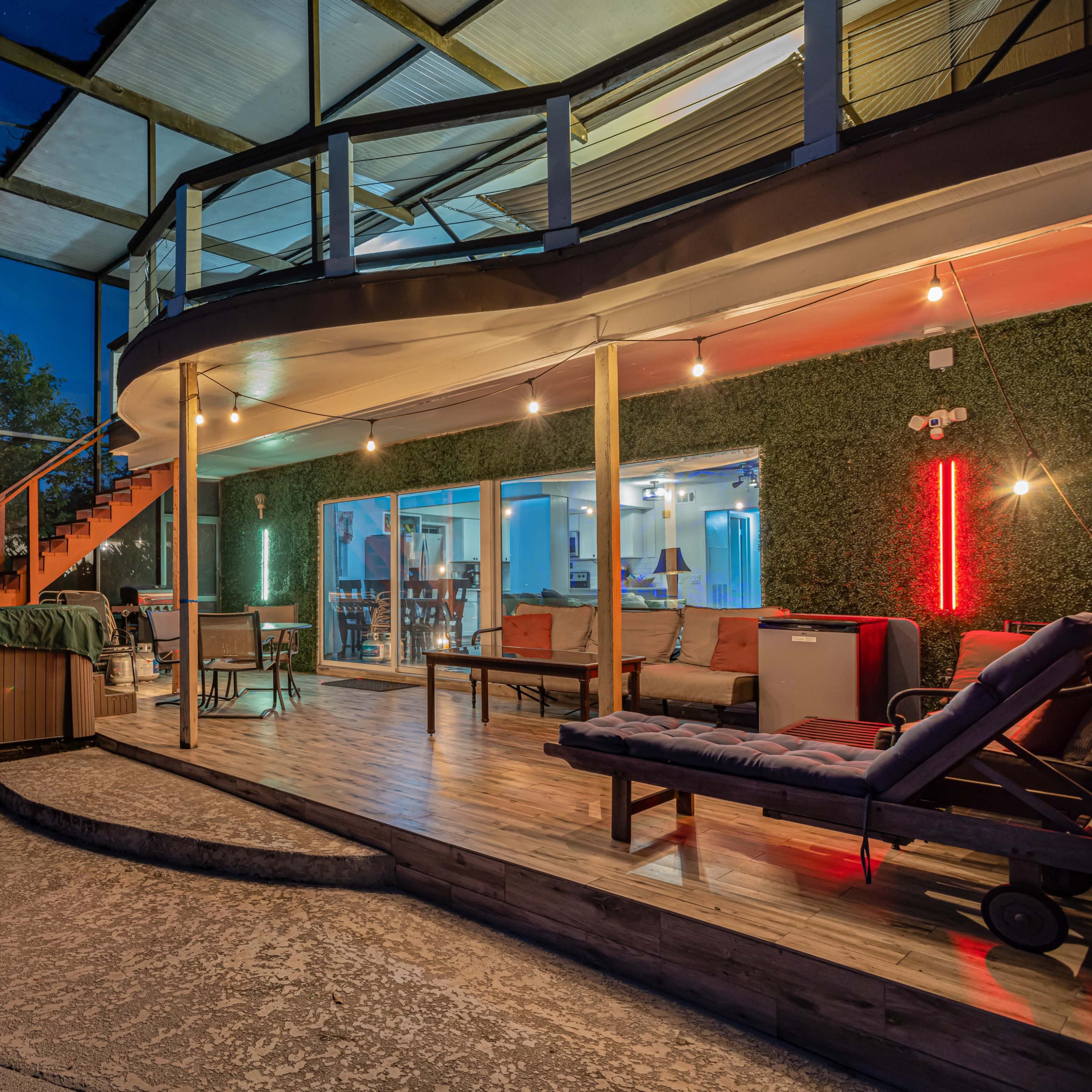 Lakefront Main House for your next Production Image in , Orlando, FL