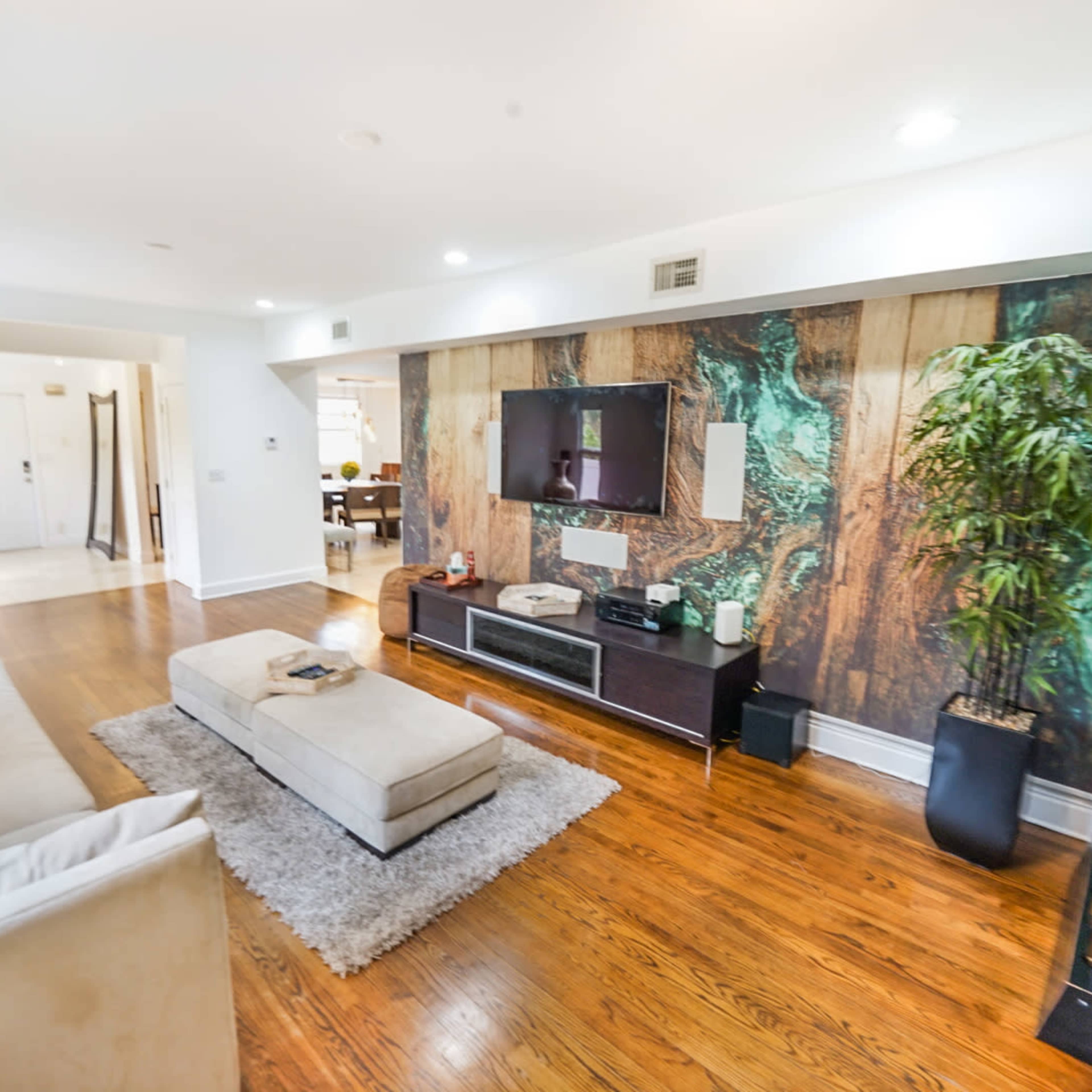 Casa de Las Olas – Waterfront Charm in Ft. Lauderdale Image in East Fort Lauderdale, Fort Lauderdale, FL
