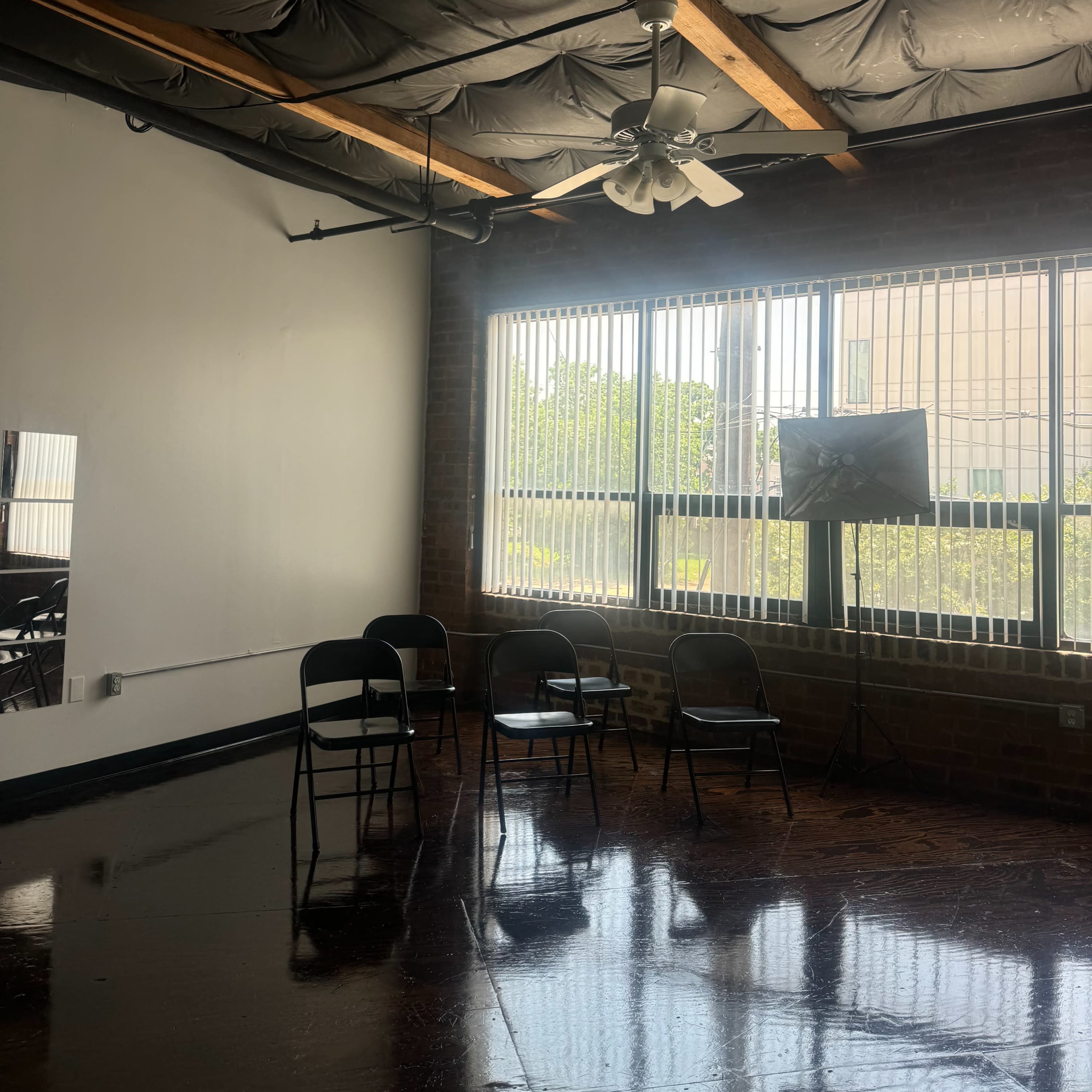 Open Loft Studio near Downtown Dallas Image in Cedars, Dallas, TX
