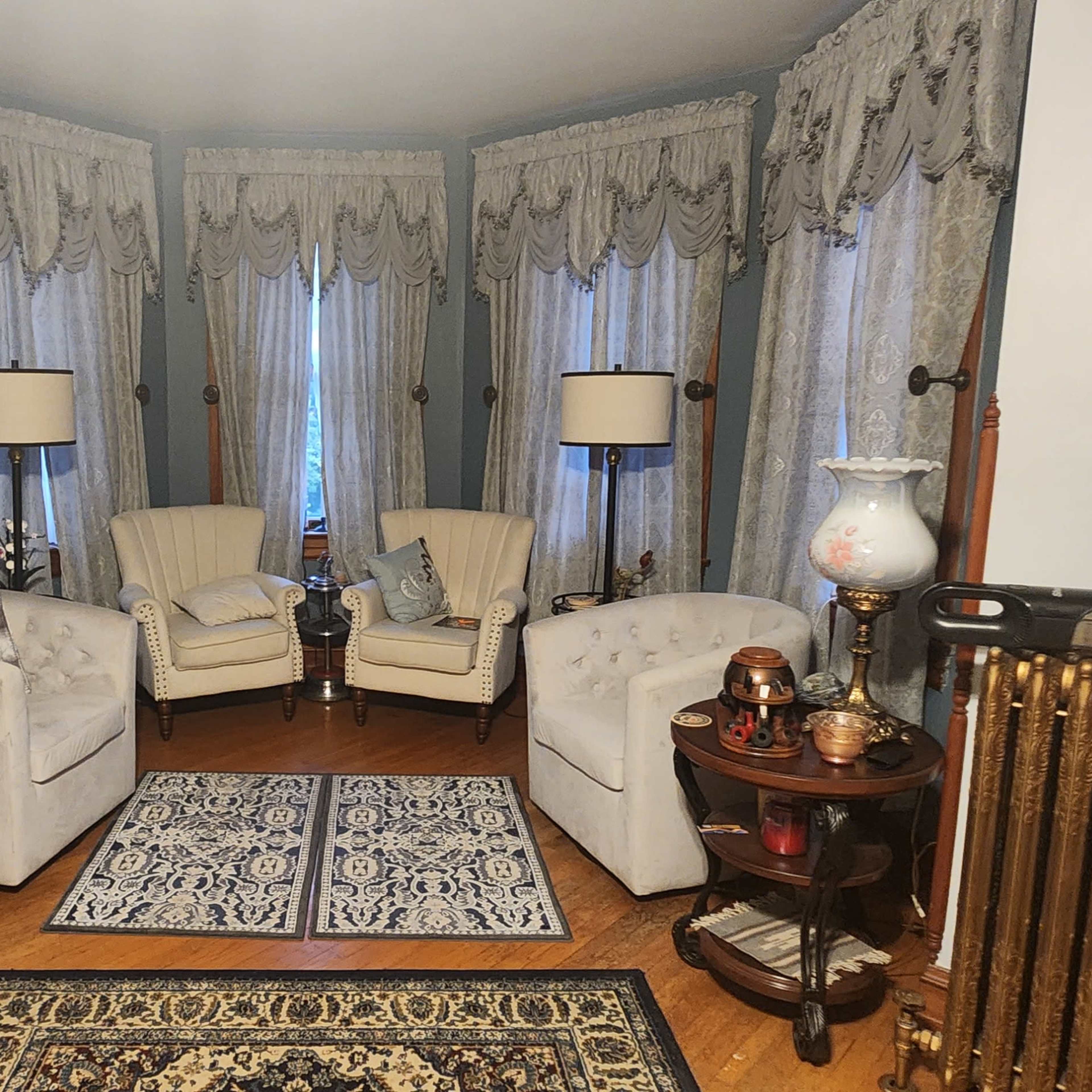 Inside Walnut Hill Manor Image in Waynesboro, Waynesboro, PA