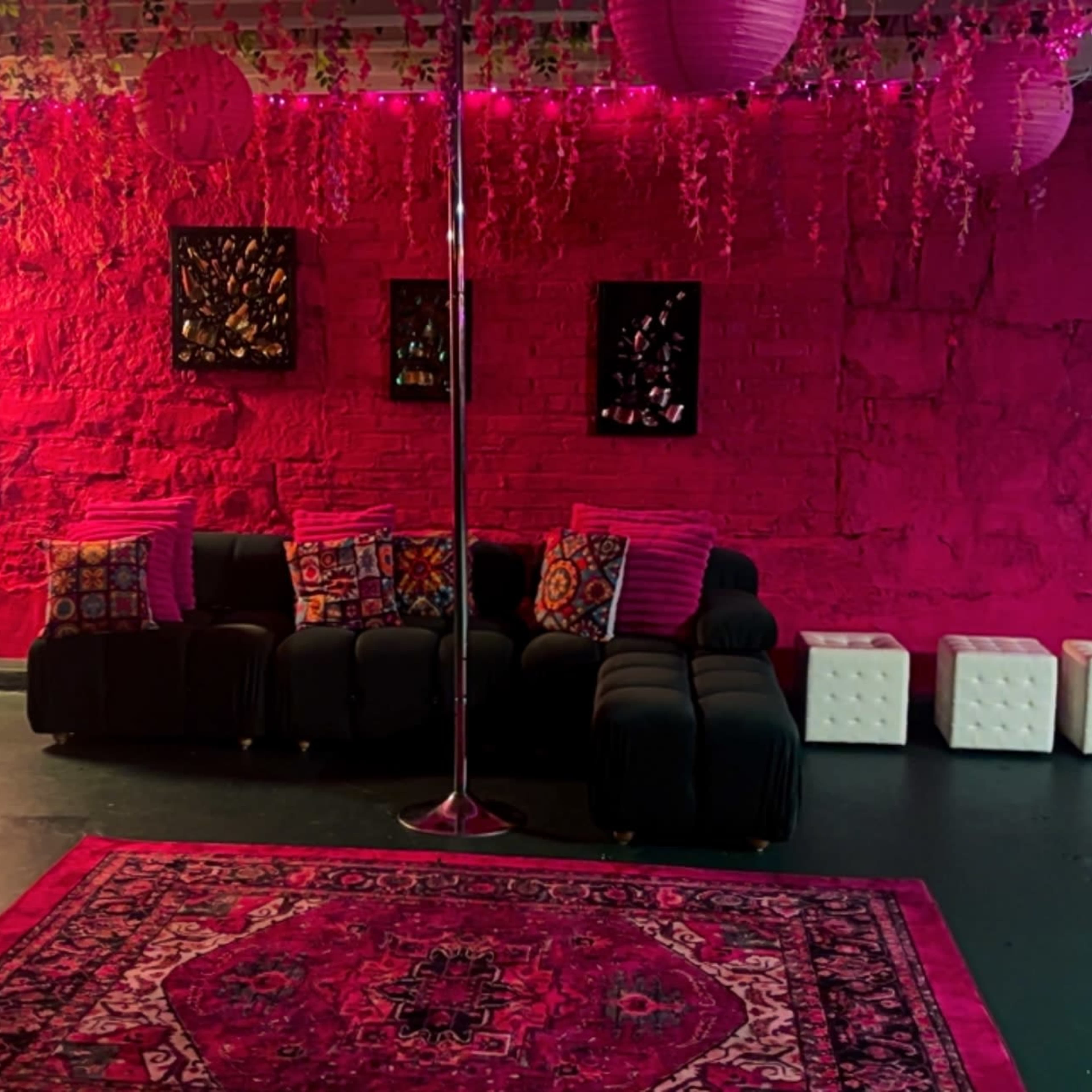 Enchanting Subterranean Creative Space Image in West Town, Chicago, IL