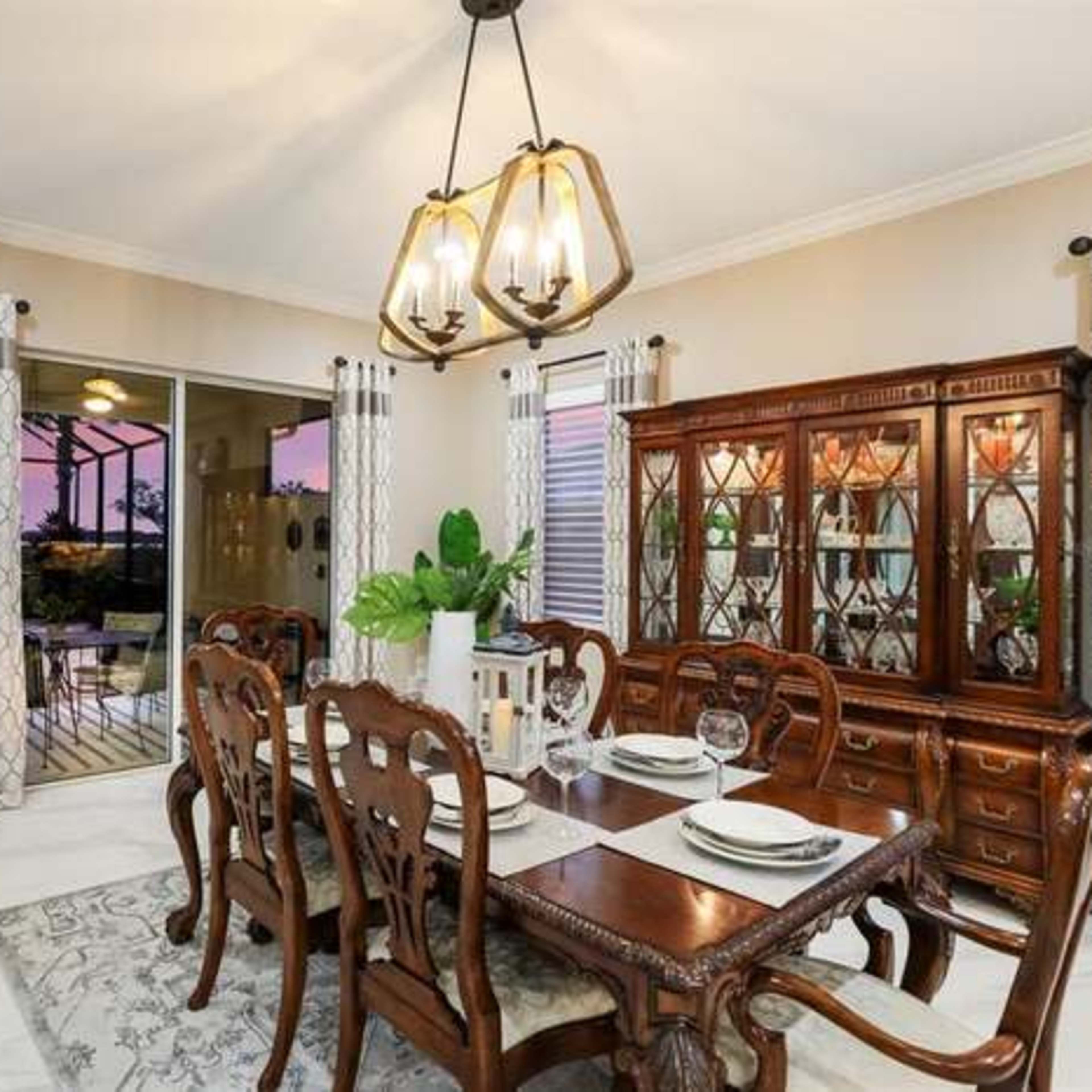 Elegant Waterfront Estate for Corporate Retreats, Meetings, and Off-Sites Image in Bradenton, Bradenton, FL
